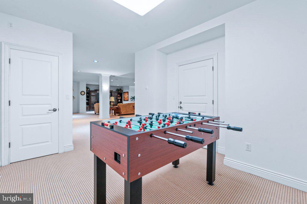 CHESTNUT WOODS - Residential