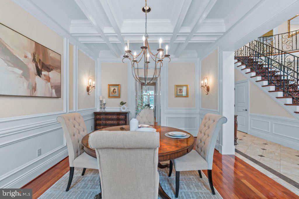 CHESTNUT WOODS - Residential
