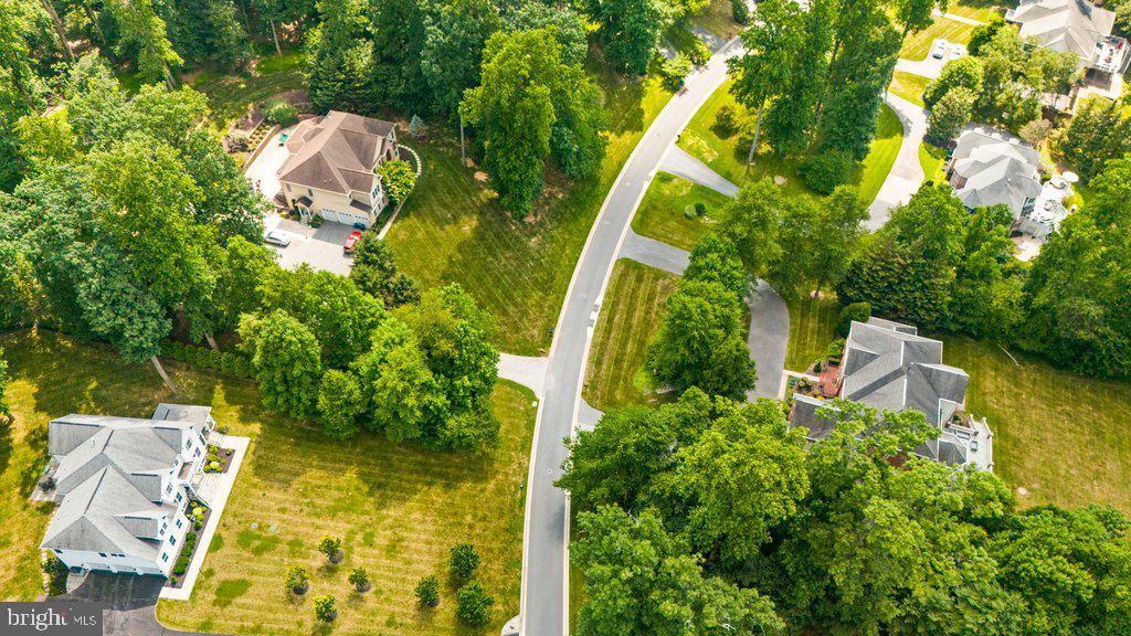 CHESTNUT WOODS - Residential