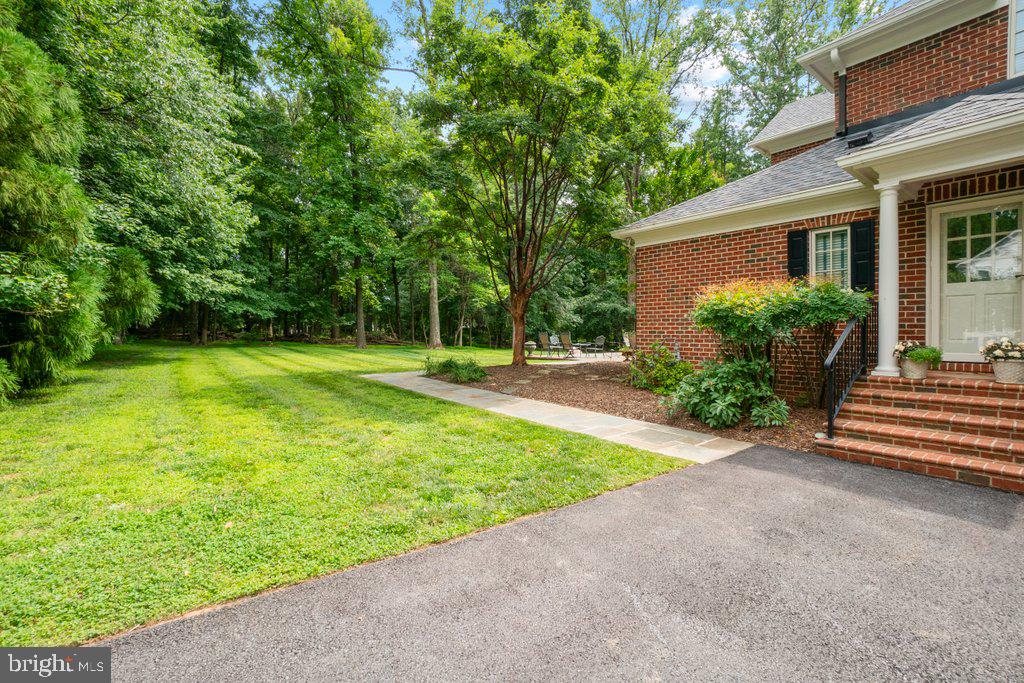 CHESTNUT WOODS - Residential