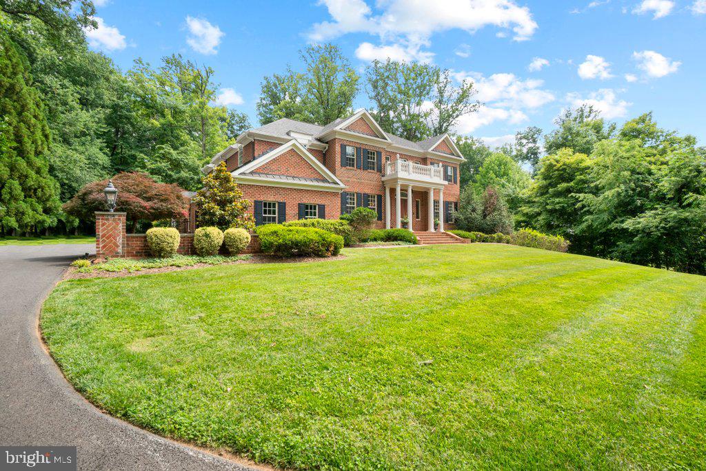 CHESTNUT WOODS - Residential