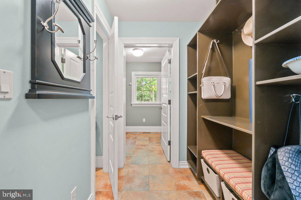 CHESTNUT WOODS - Residential