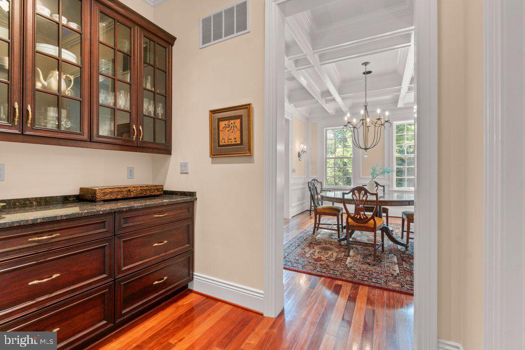 CHESTNUT WOODS - Residential