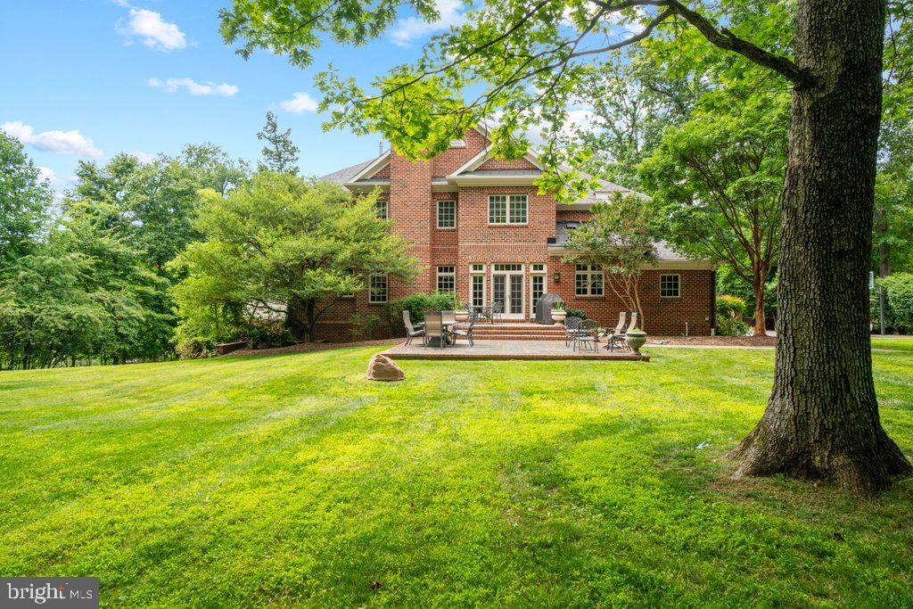 CHESTNUT WOODS - Residential