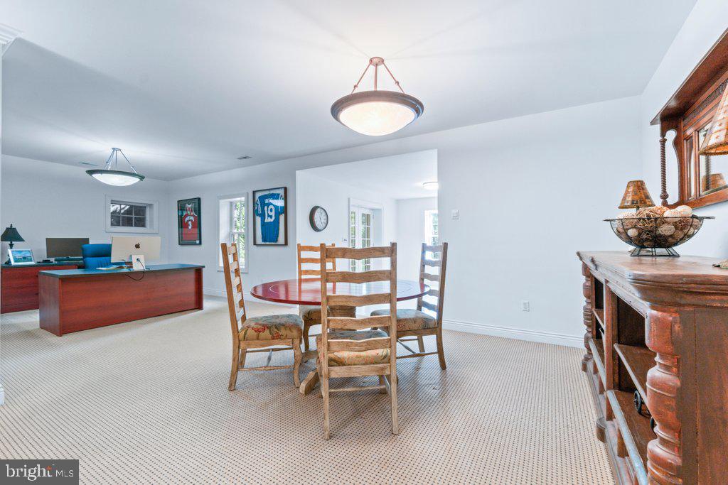 CHESTNUT WOODS - Residential