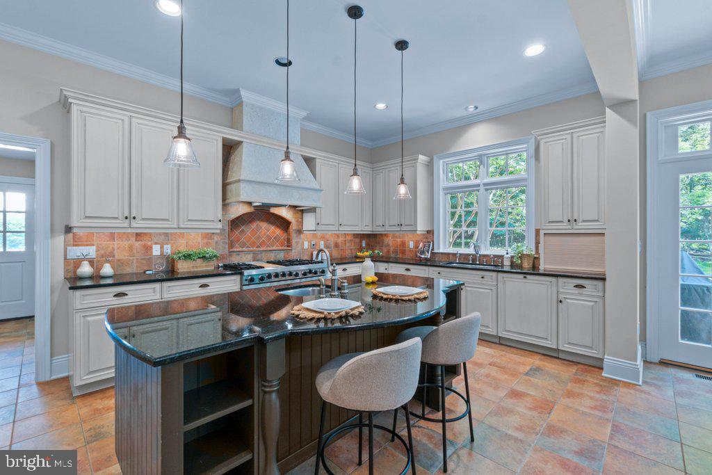 CHESTNUT WOODS - Residential