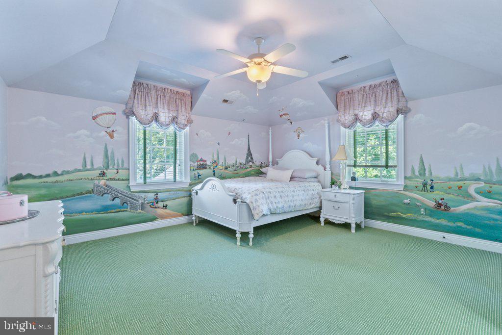 CHESTNUT WOODS - Residential