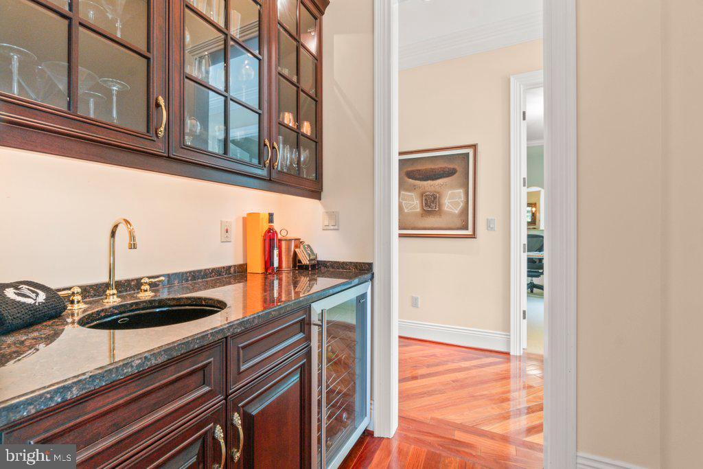 CHESTNUT WOODS - Residential