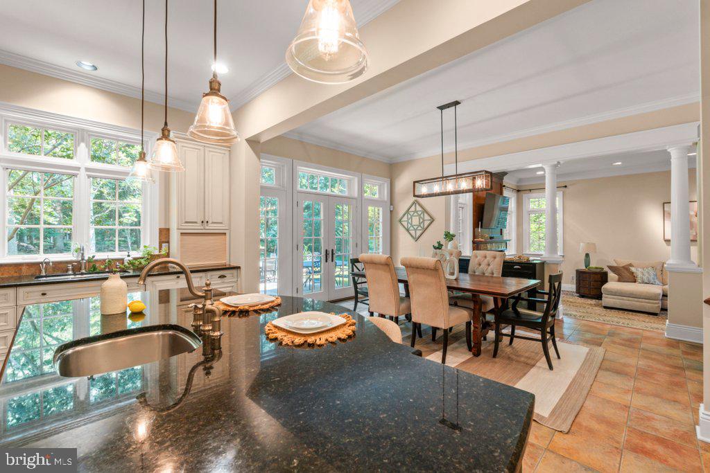 CHESTNUT WOODS - Residential