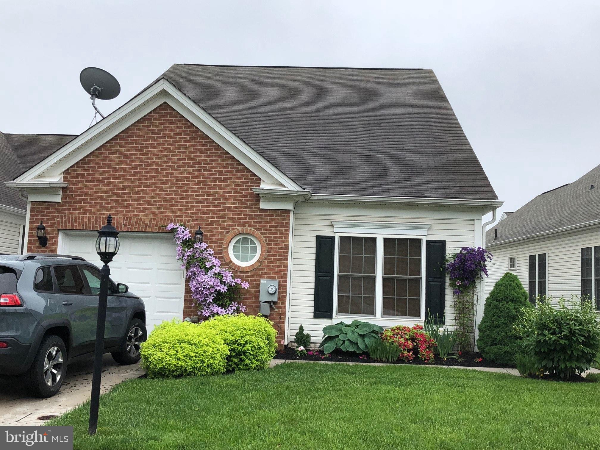 Lovely end unit in premium 55+ community. Large kitchen and an abundance of cabinets make cooking a joy.Bright and light sunroom offers a place to read or enjoy the scenery. Enjoy socializing with your friends at the outdoor pool or relax after an active day in the indoor pool & hot tub. Many games, clubs and activities to choose from. Lawn maintenance & snow removal included.