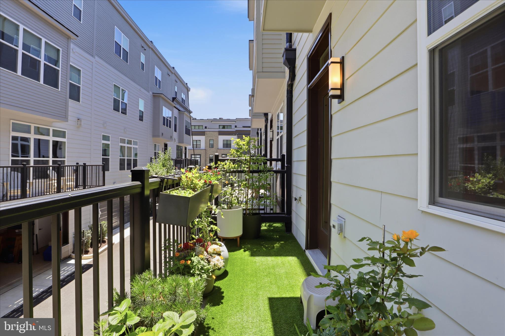 TYSONS RIDGE - Residential