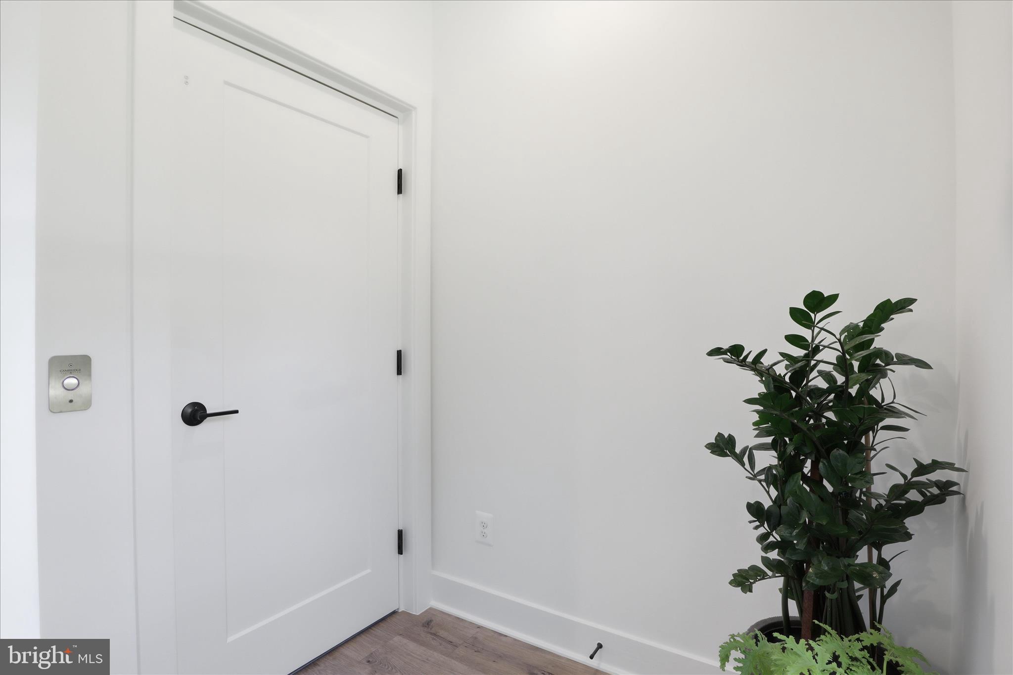 TYSONS RIDGE - Residential