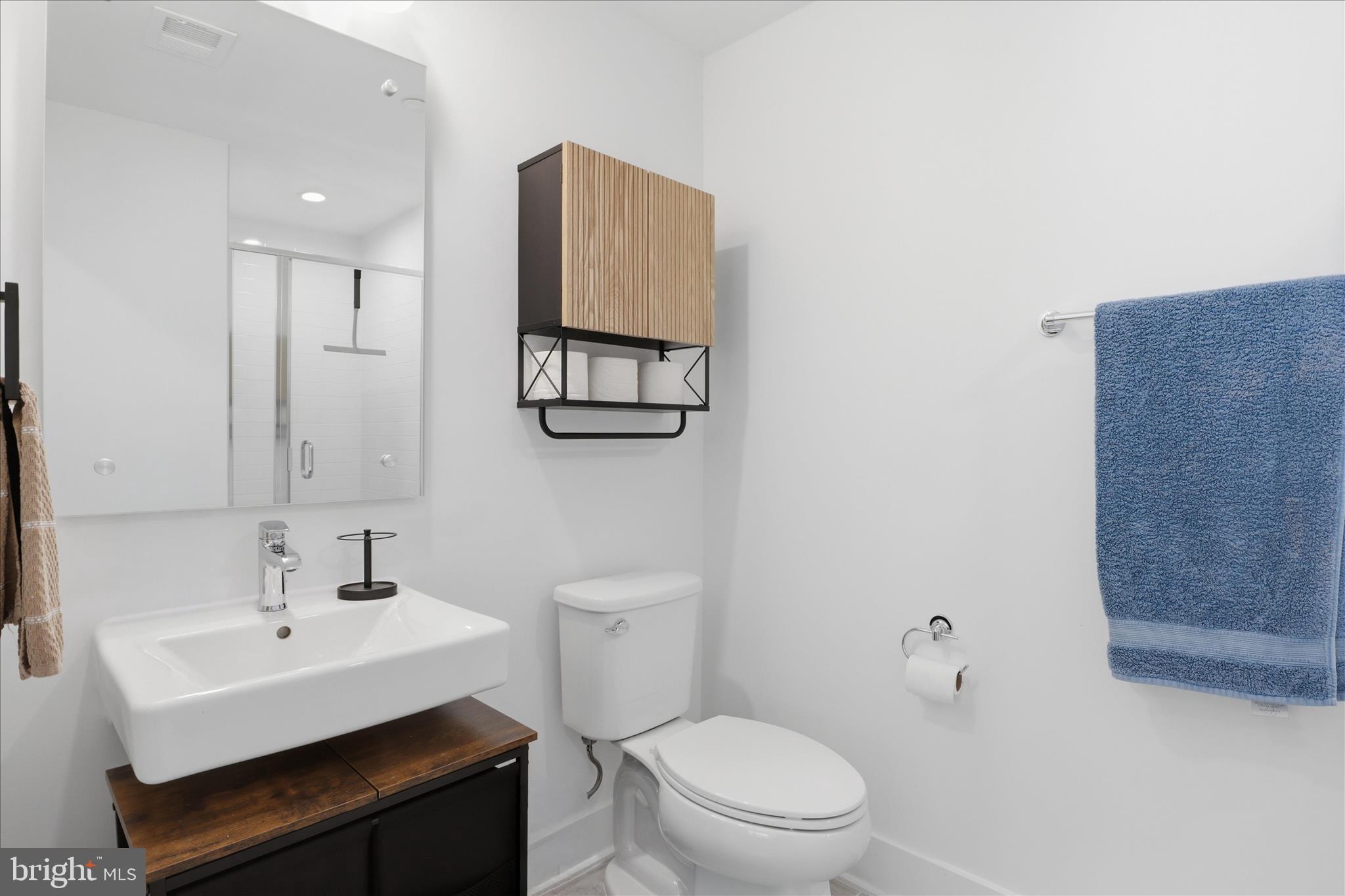 TYSONS RIDGE - Residential