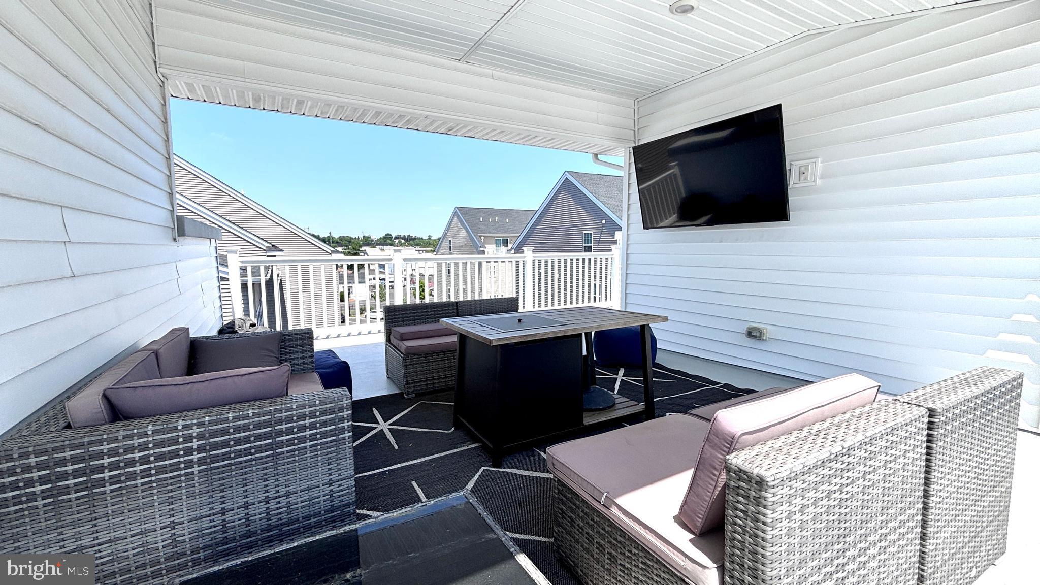 WATERSIDE - Residential