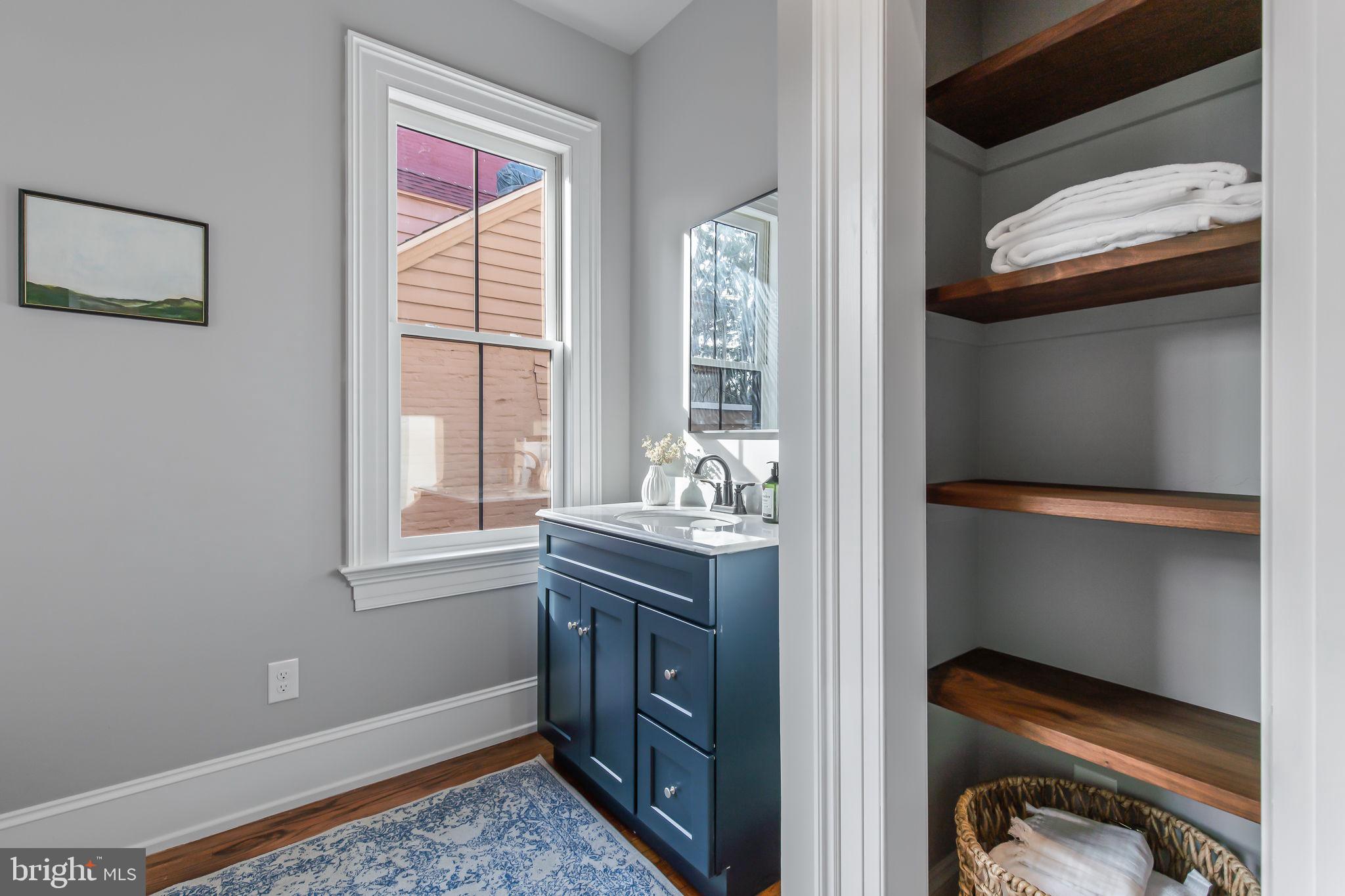 DOWNTOWN LANCASTER - Residential