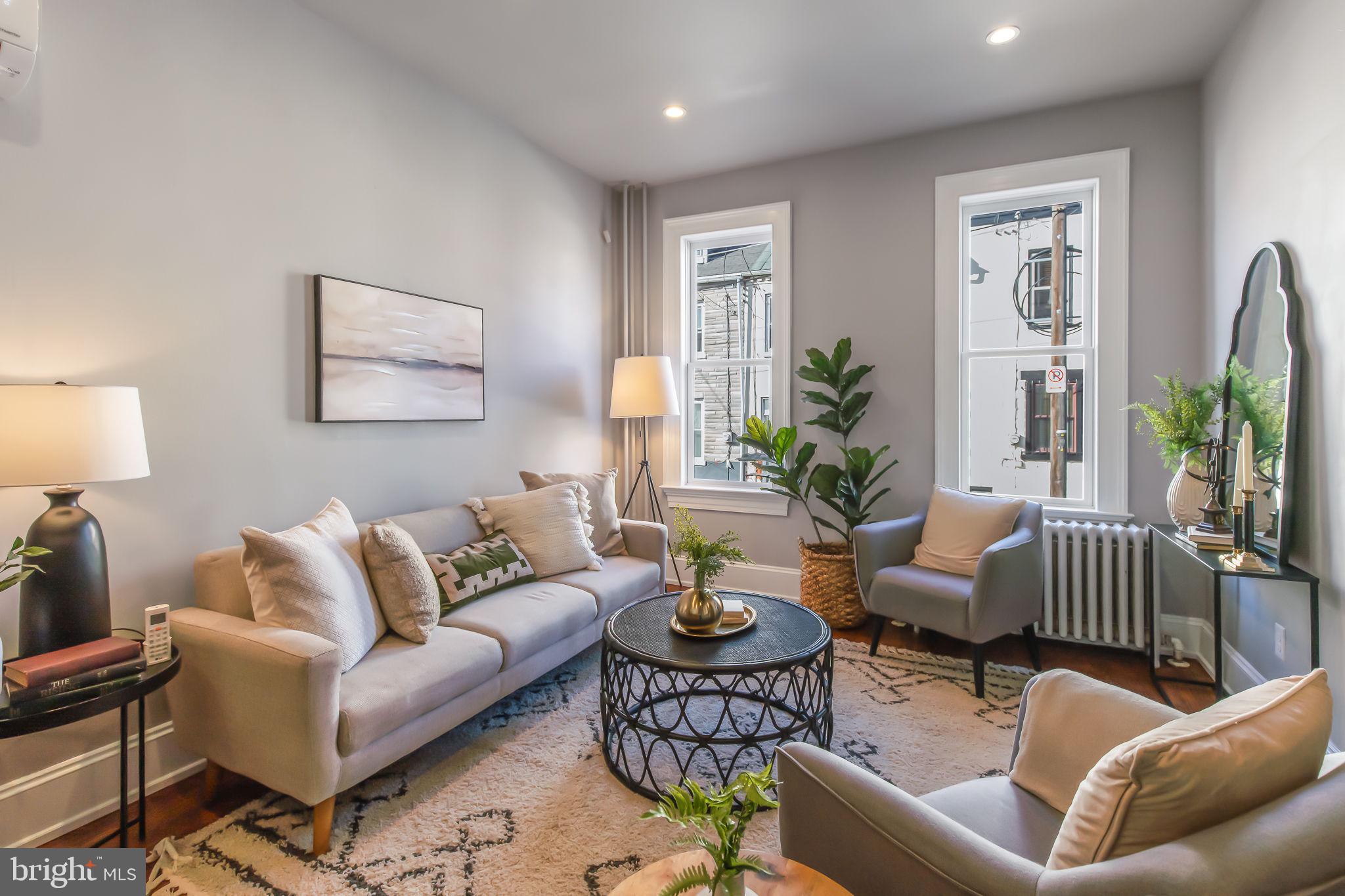 DOWNTOWN LANCASTER - Residential