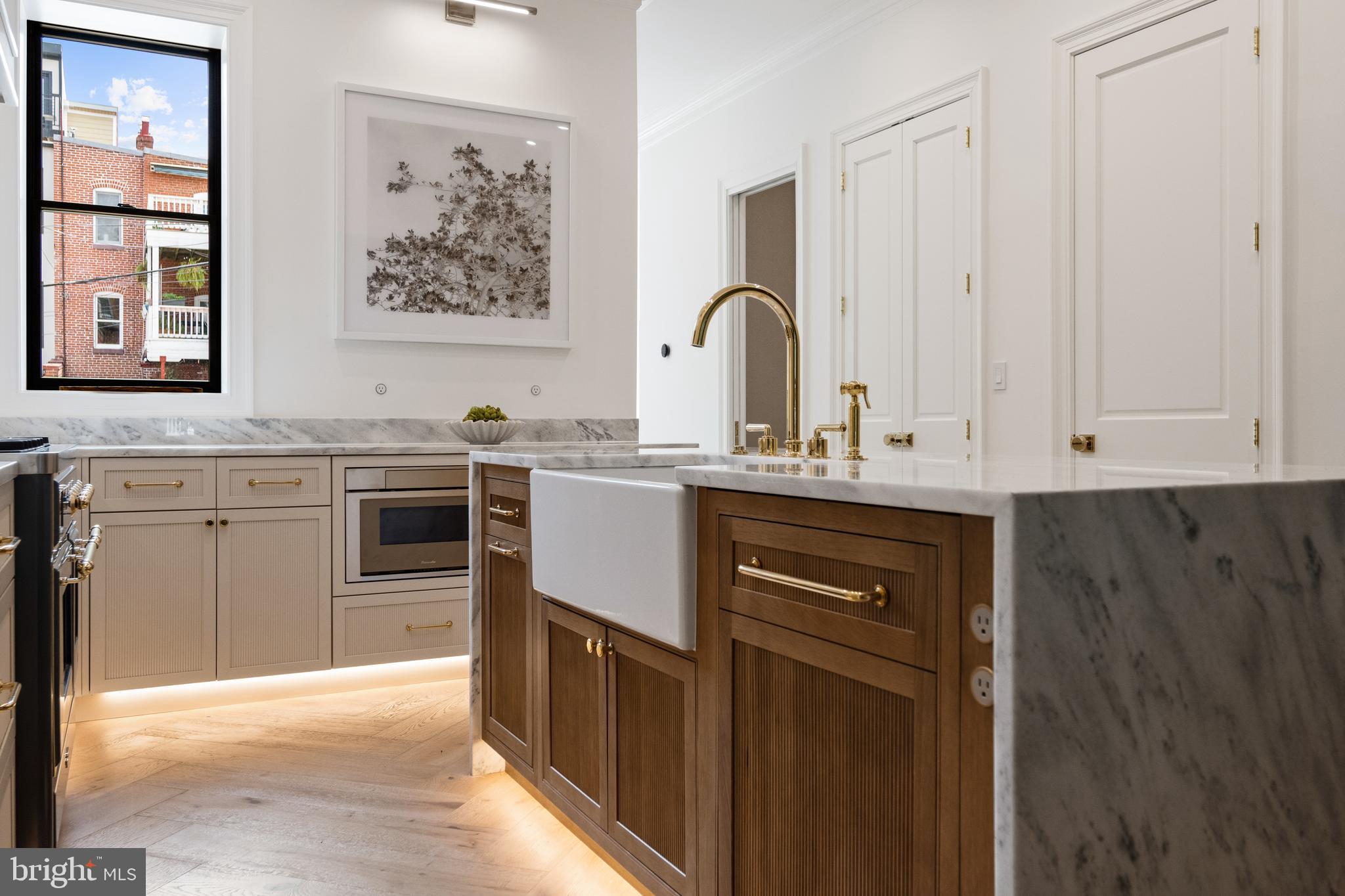 DUPONT CIRCLE - Residential