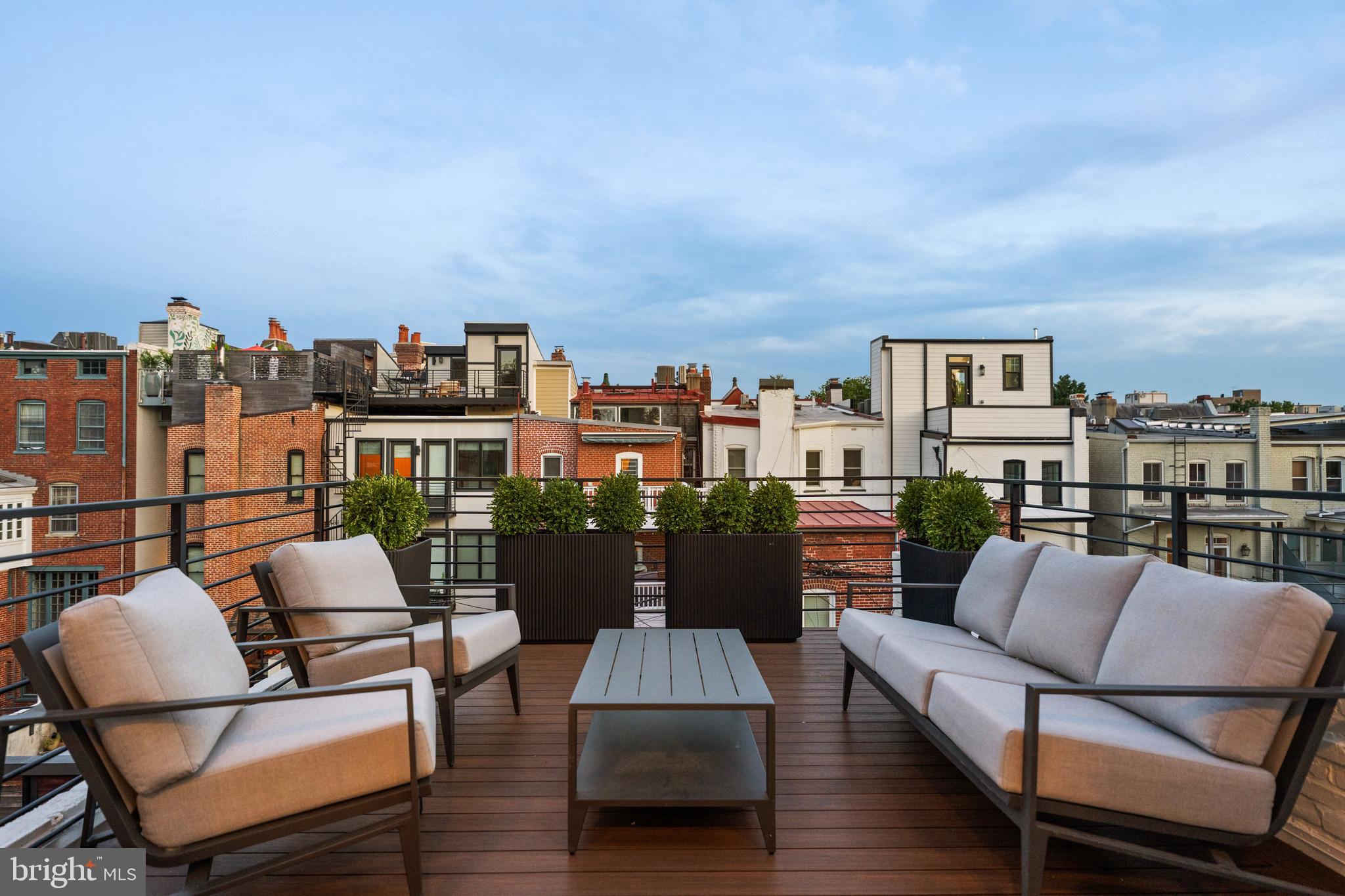 DUPONT CIRCLE - Residential