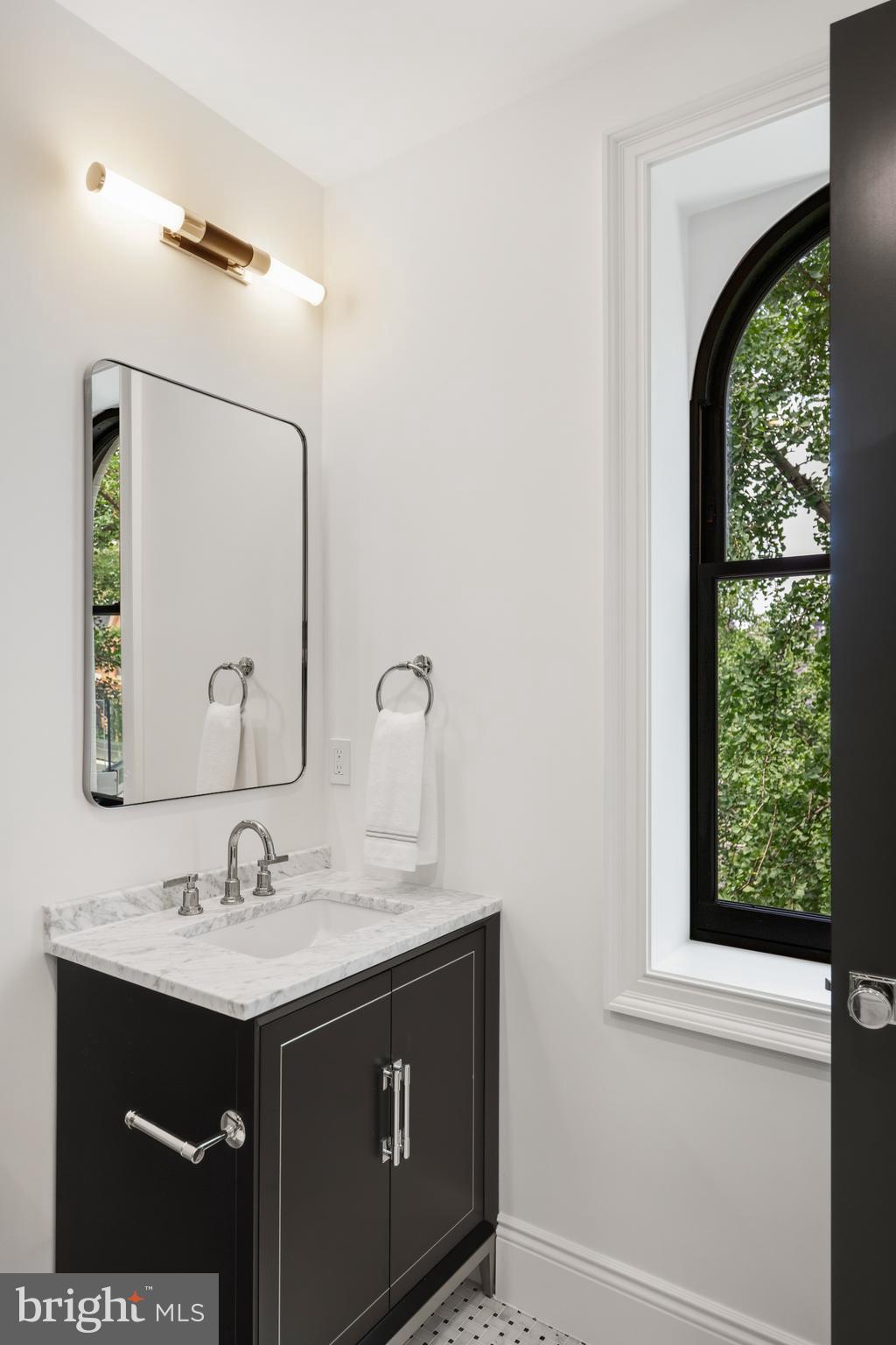 DUPONT CIRCLE - Residential