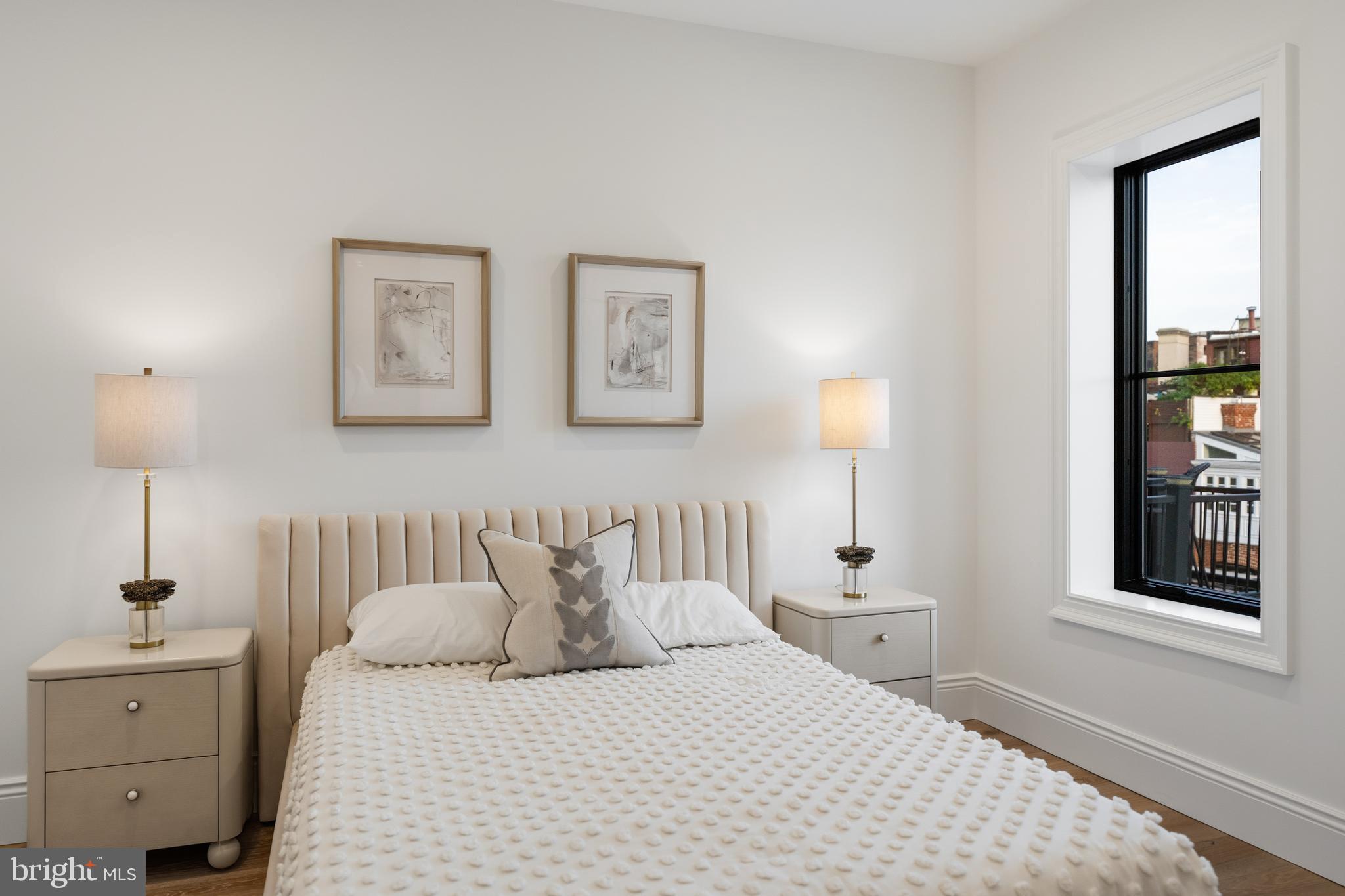 DUPONT CIRCLE - Residential