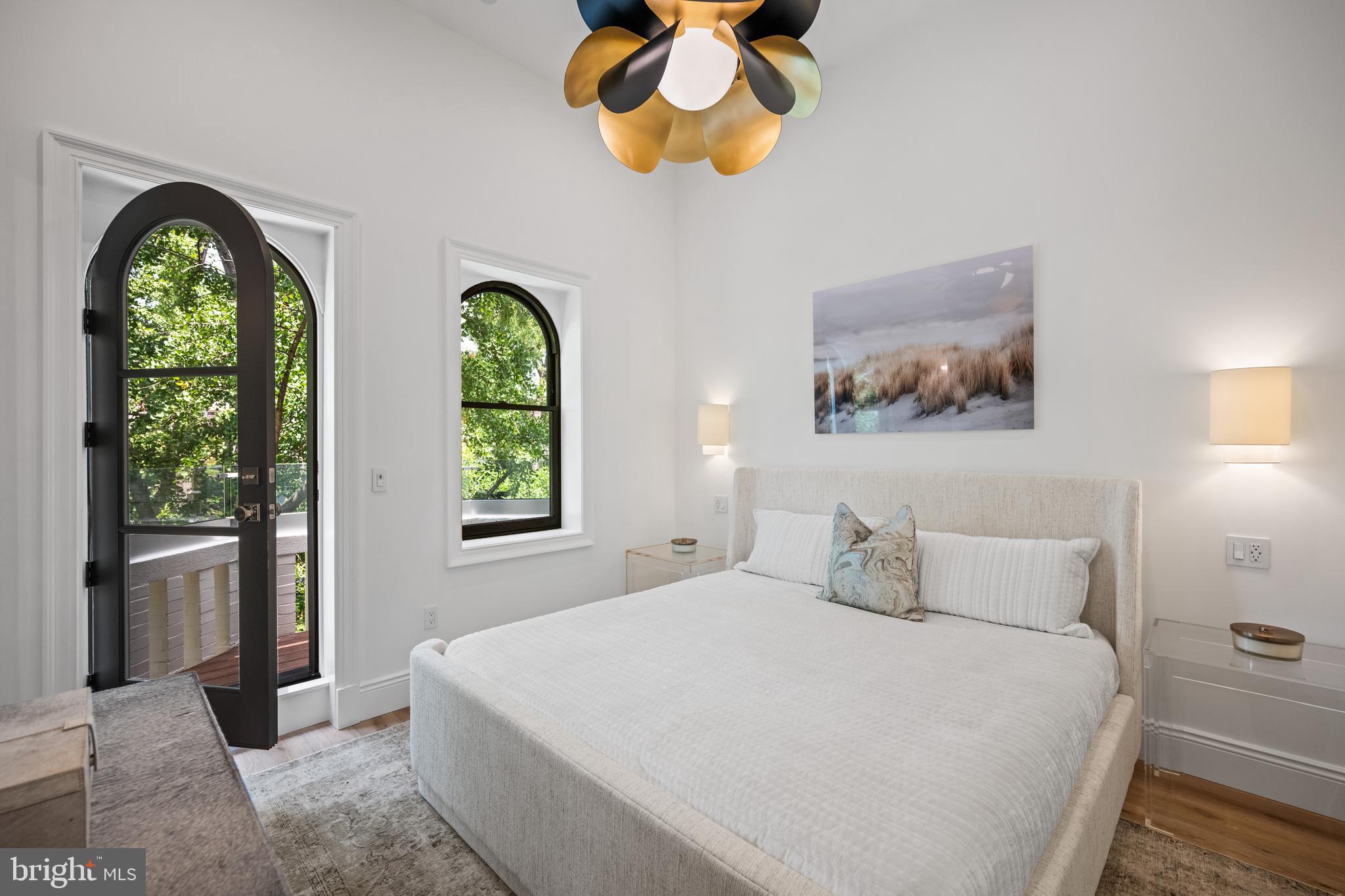 DUPONT CIRCLE - Residential