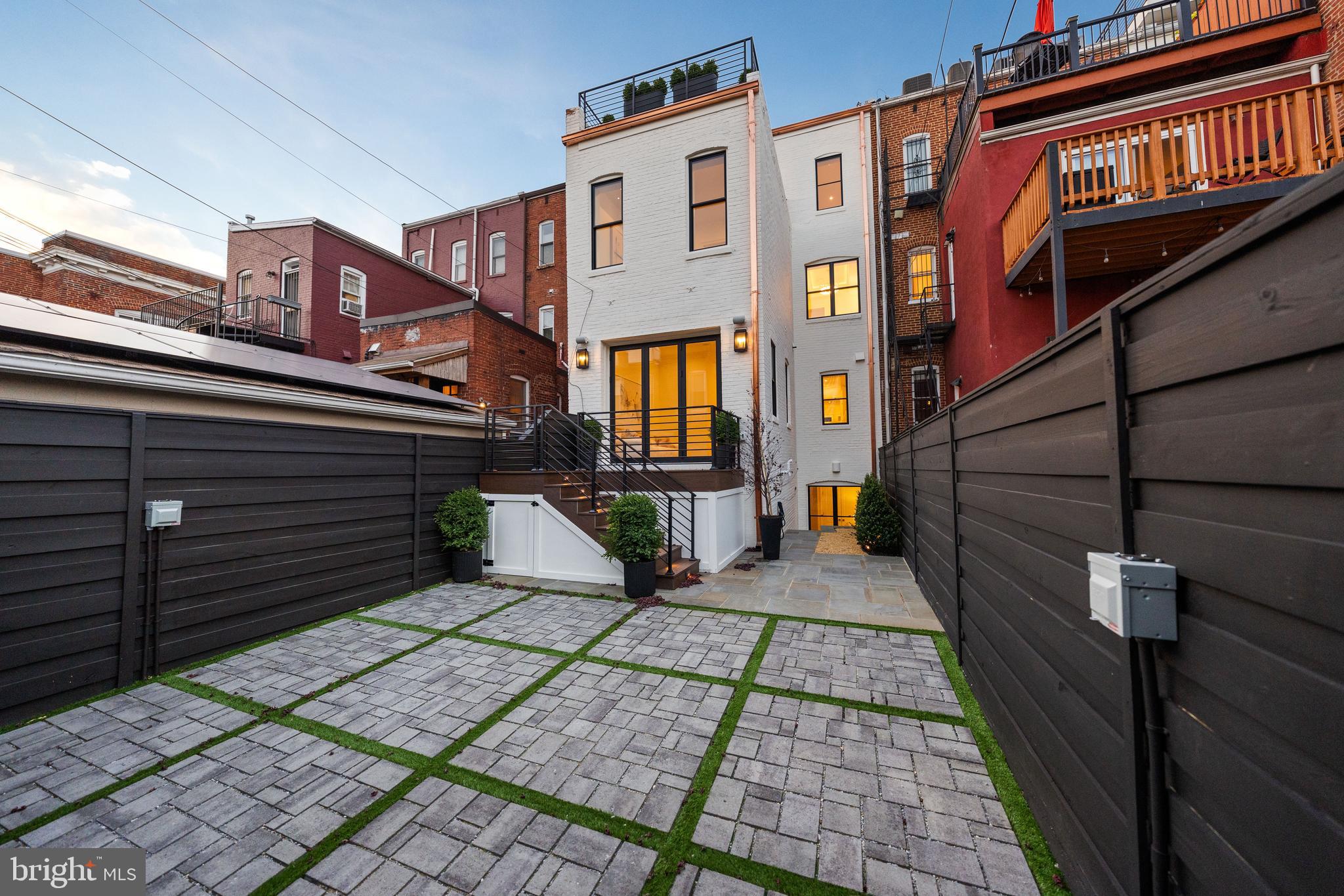 DUPONT CIRCLE - Residential
