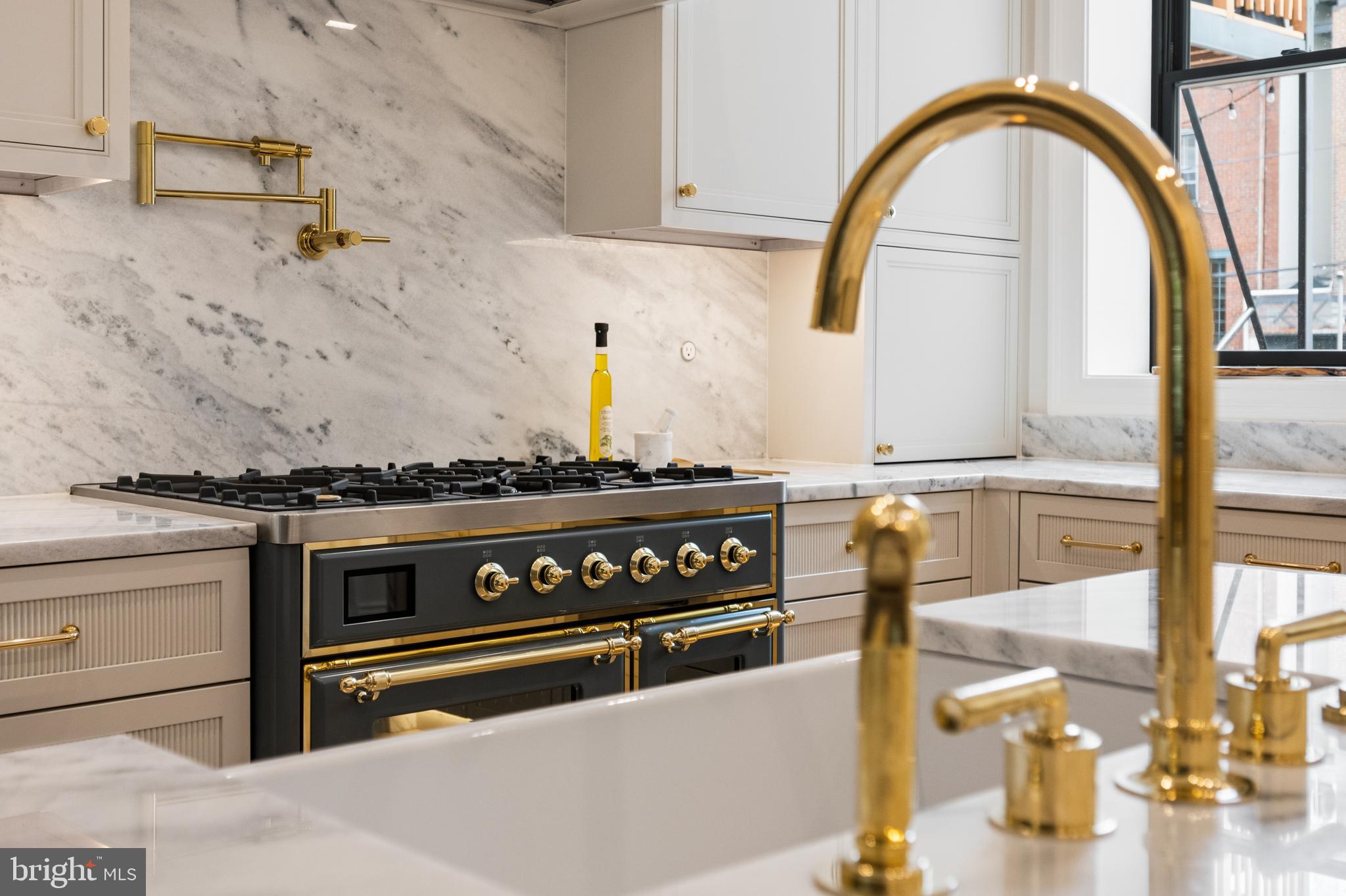 DUPONT CIRCLE - Residential