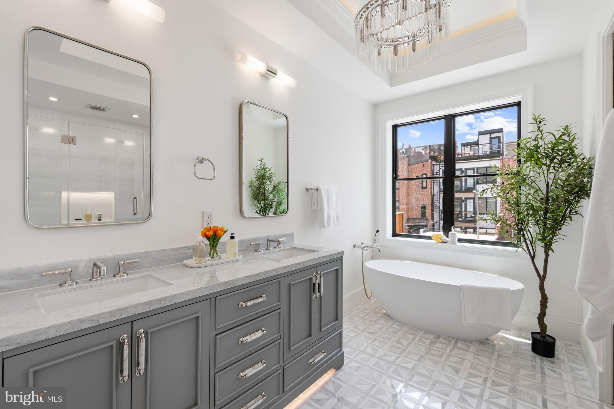 DUPONT CIRCLE - Residential