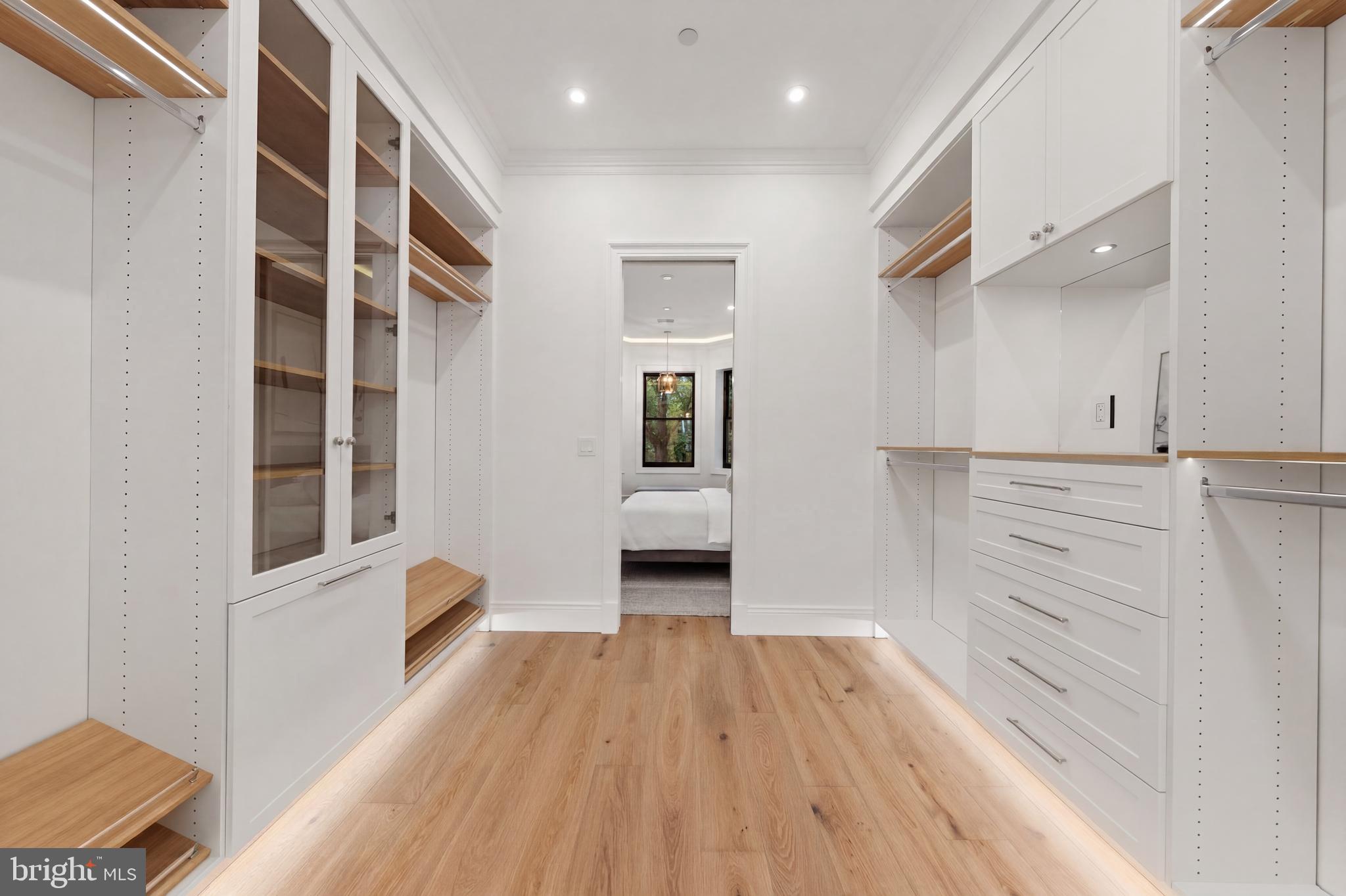 DUPONT CIRCLE - Residential