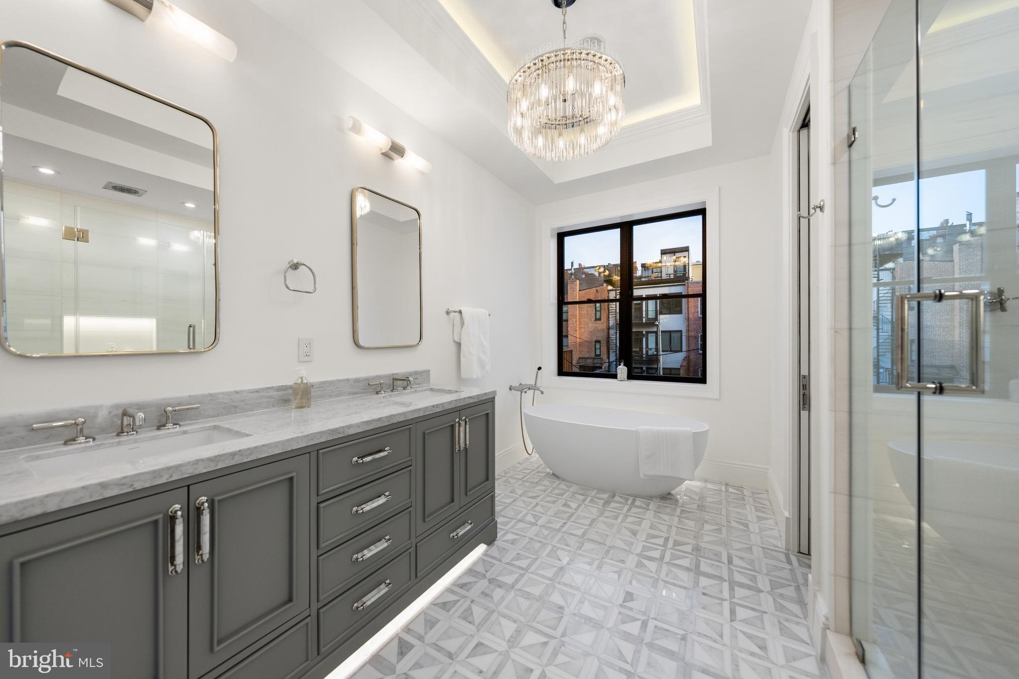 DUPONT CIRCLE - Residential