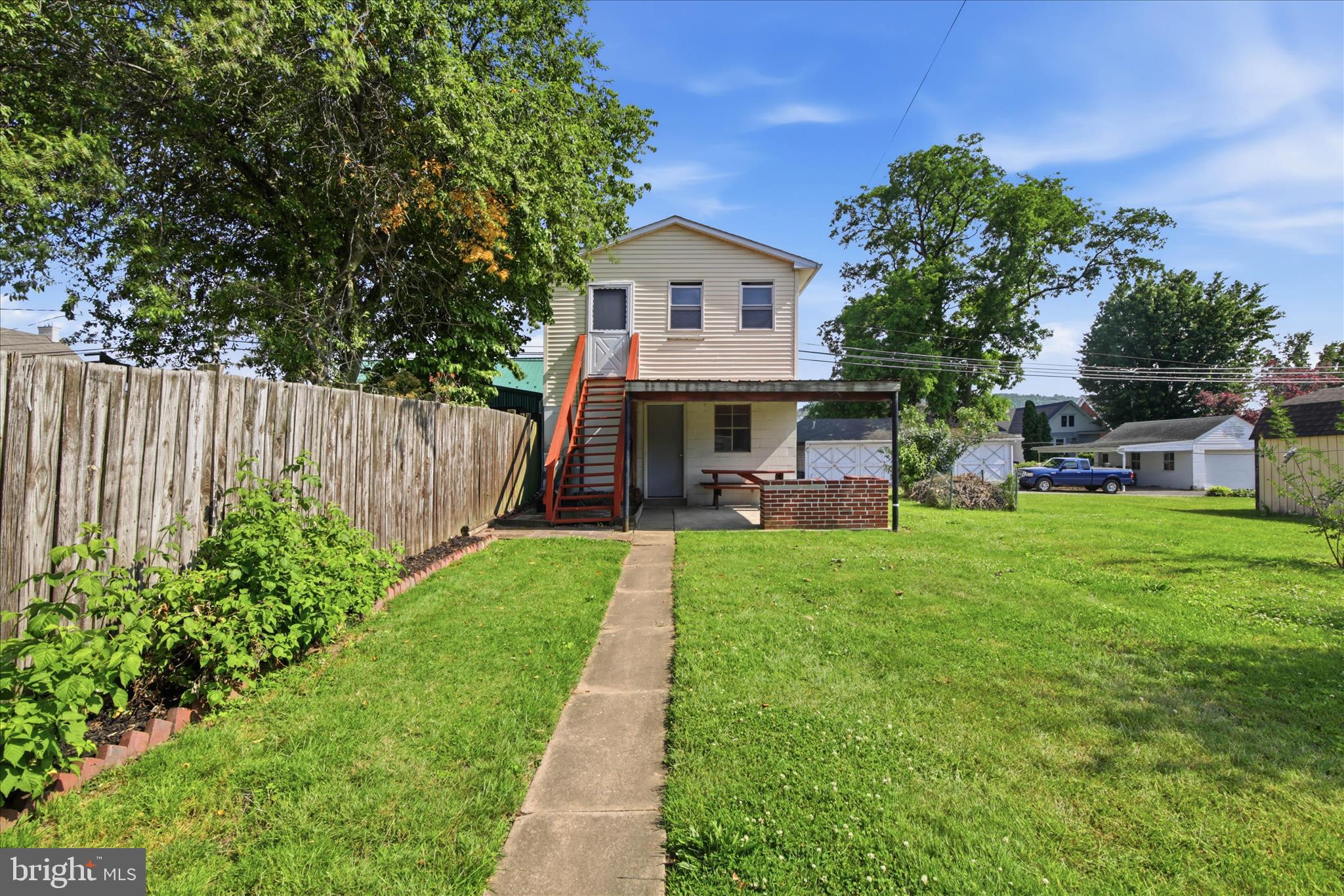 MILLERSBURG BOROUGH - Residential