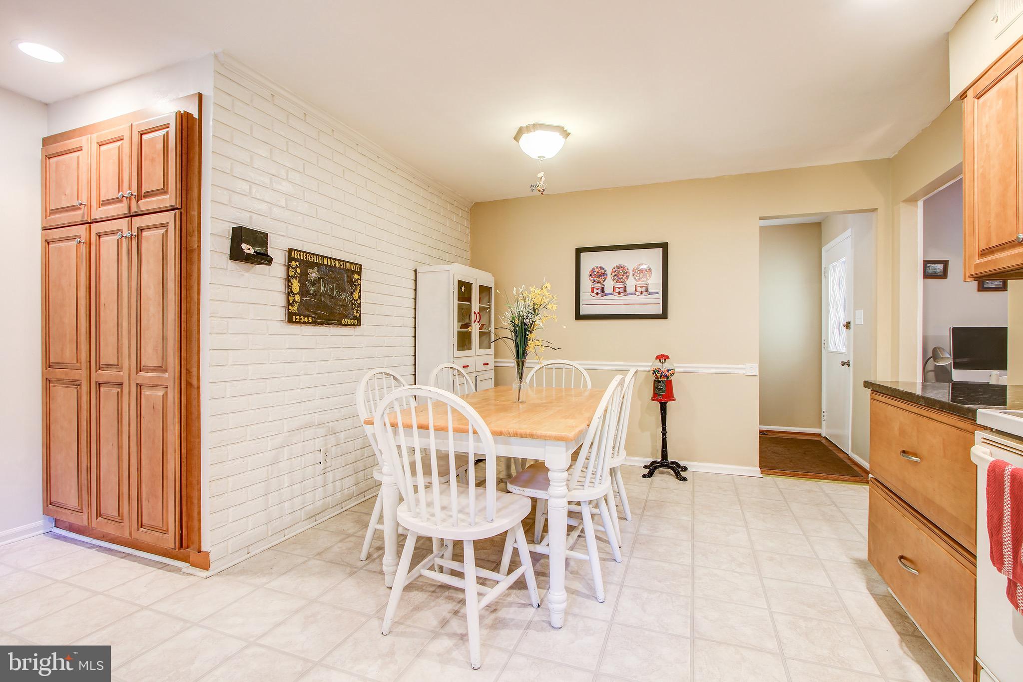 MIDDLEBROOK HILL - Residential