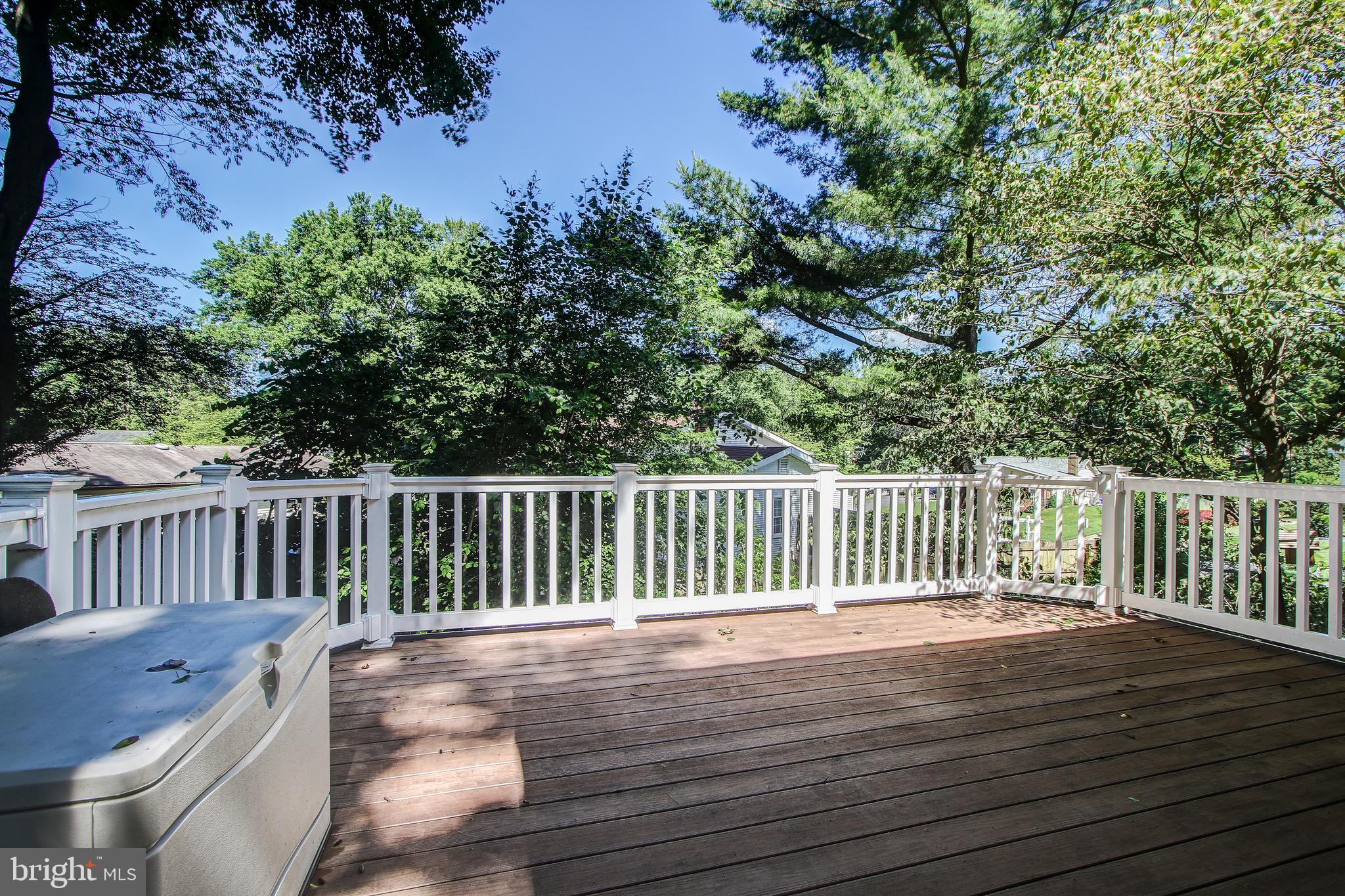 MIDDLEBROOK HILL - Residential