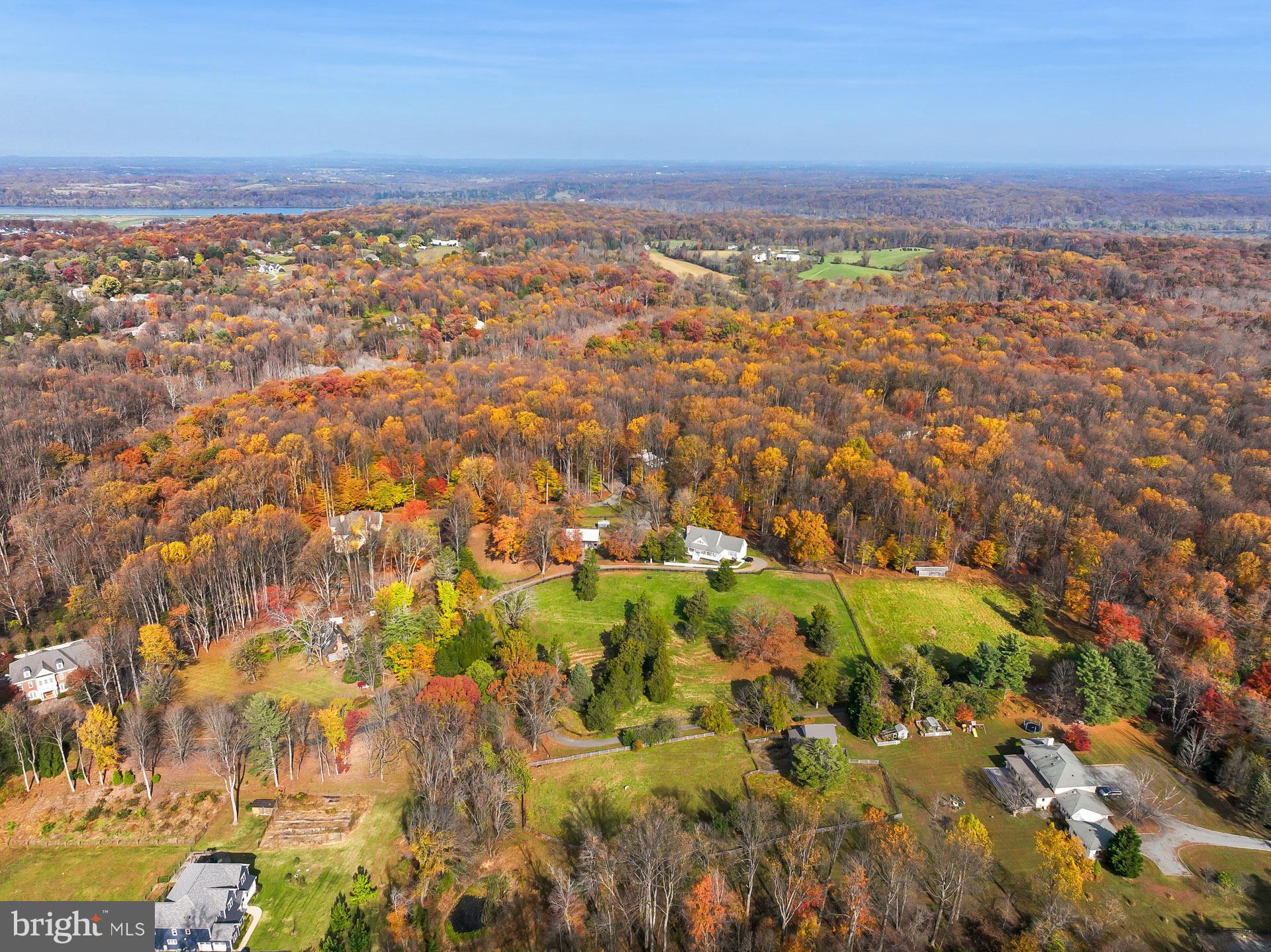JEFFERSON RUN MANOR - Residential