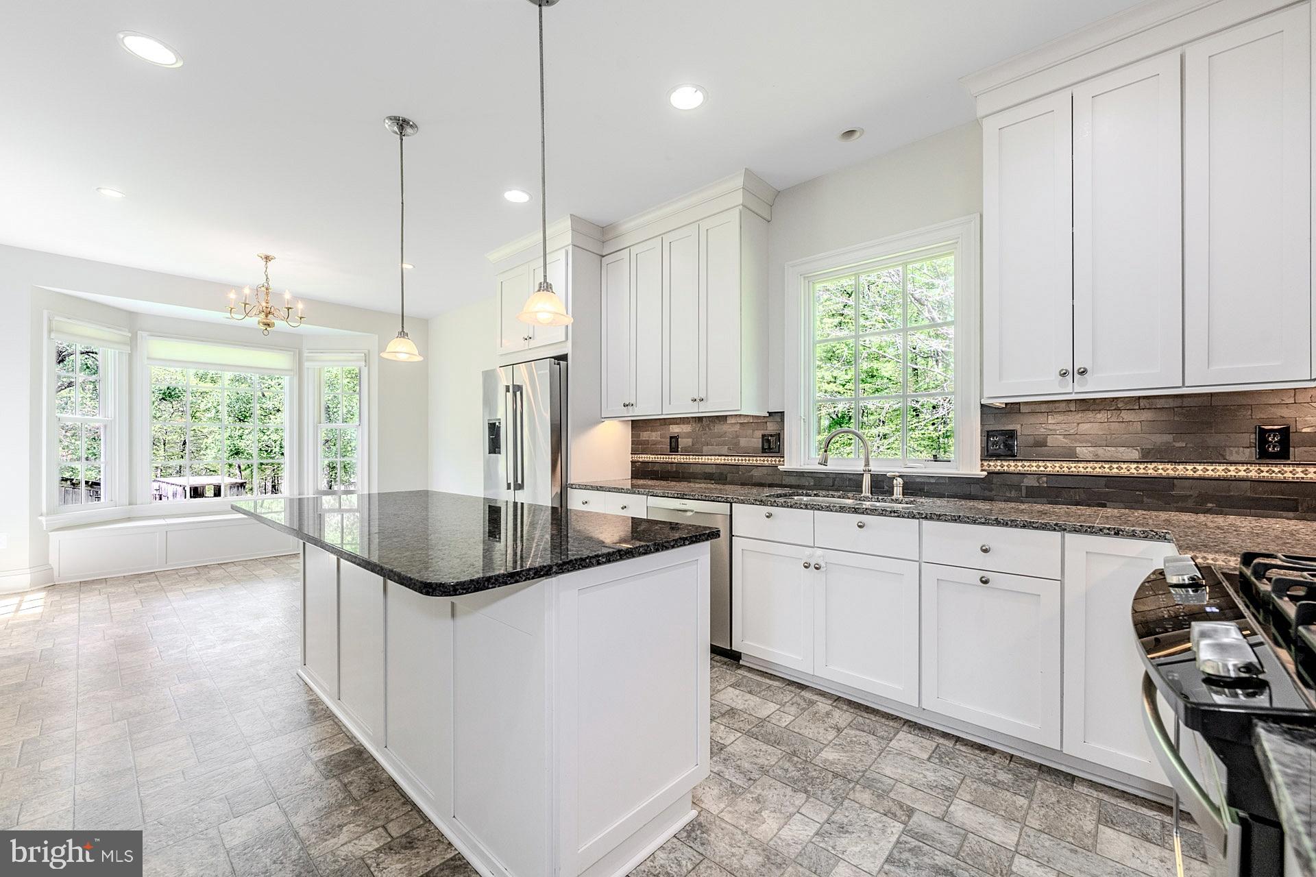 JEFFERSON RUN MANOR - Residential