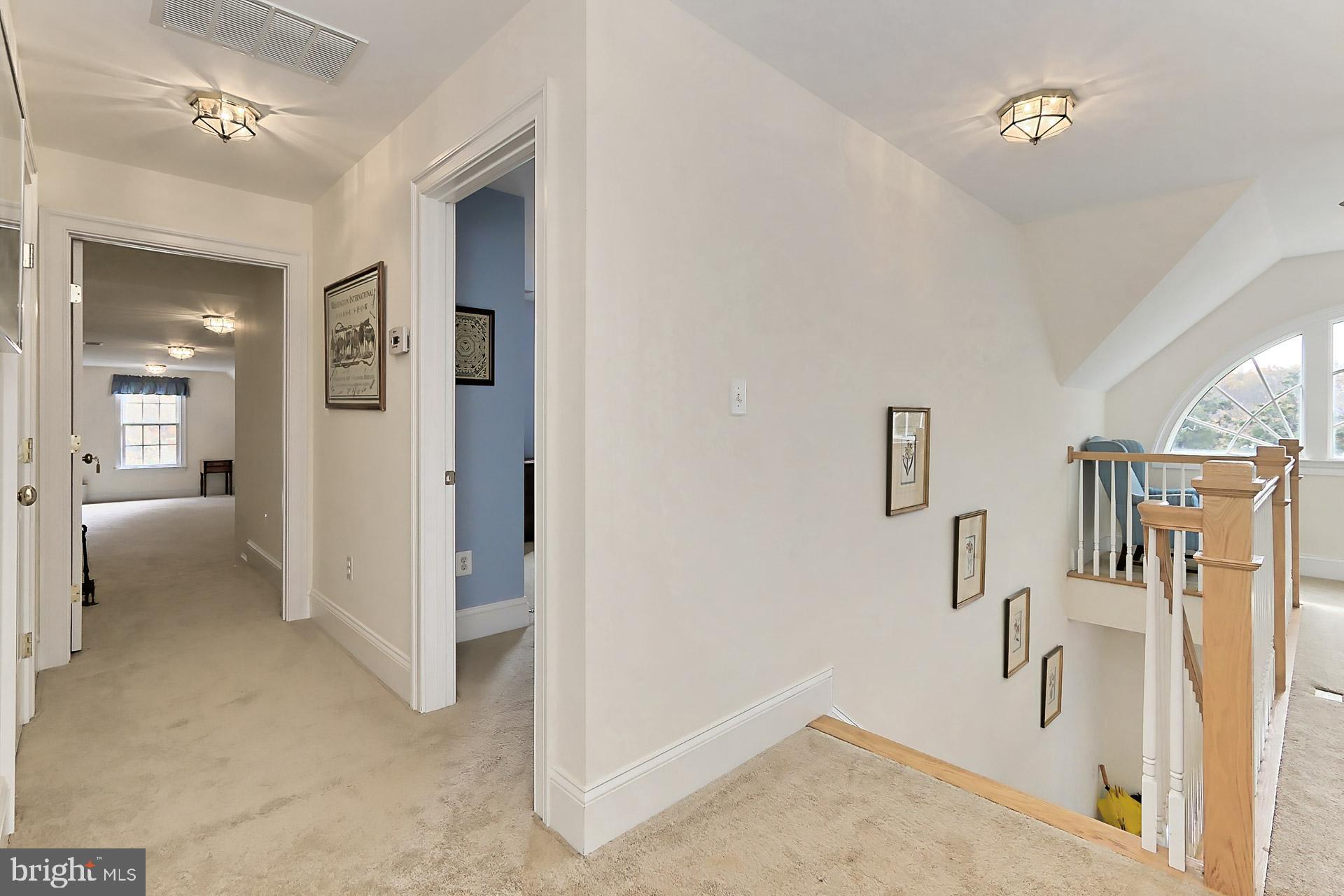 JEFFERSON RUN MANOR - Residential