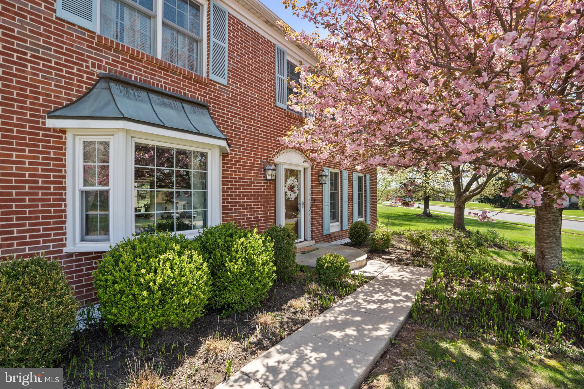 CLOVER CREST - Residential