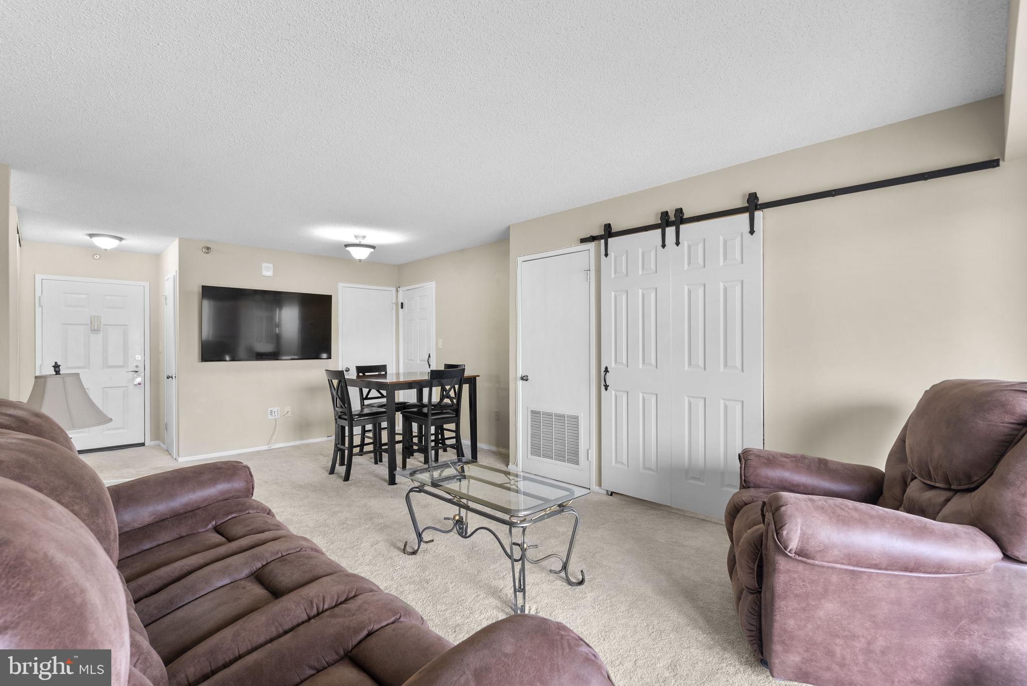 GREENS AT LEISURE WORLD - Residential