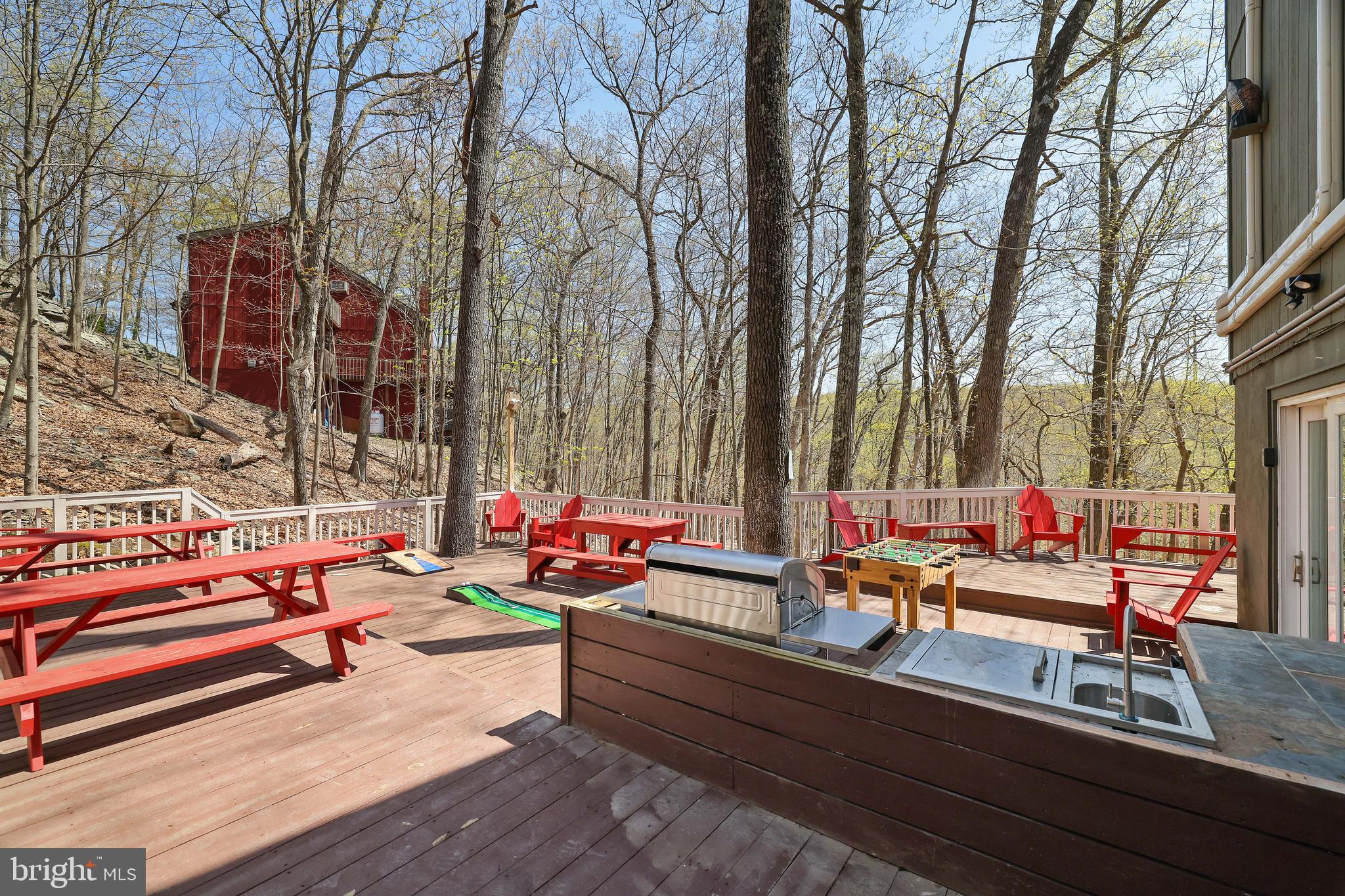 SAW CREEK ESTATES - Residential