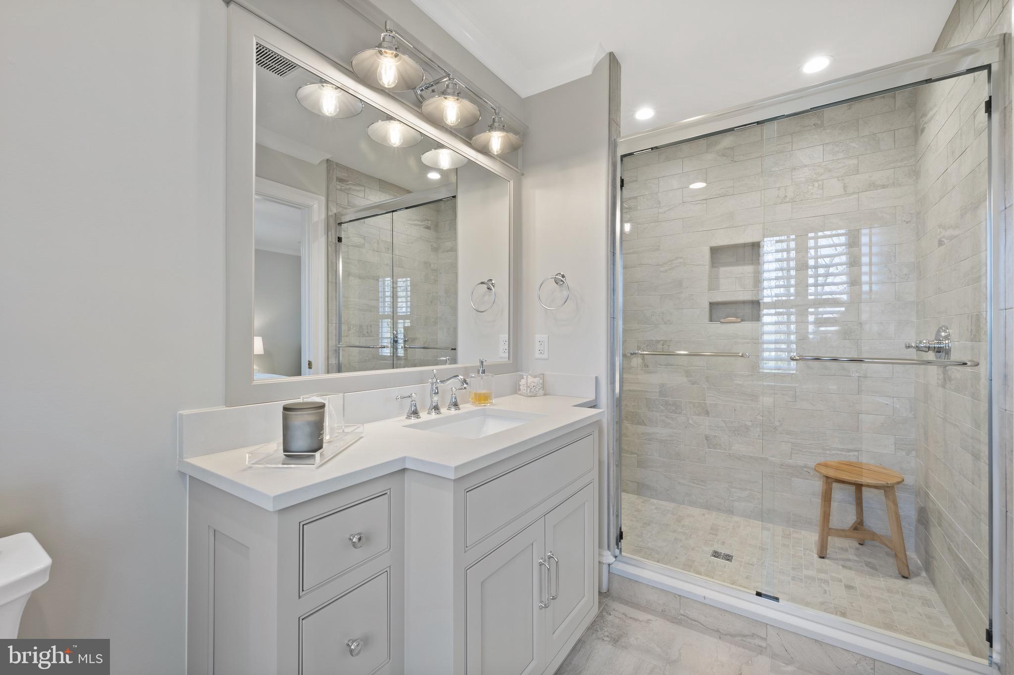 HAMPTON PARK - Residential