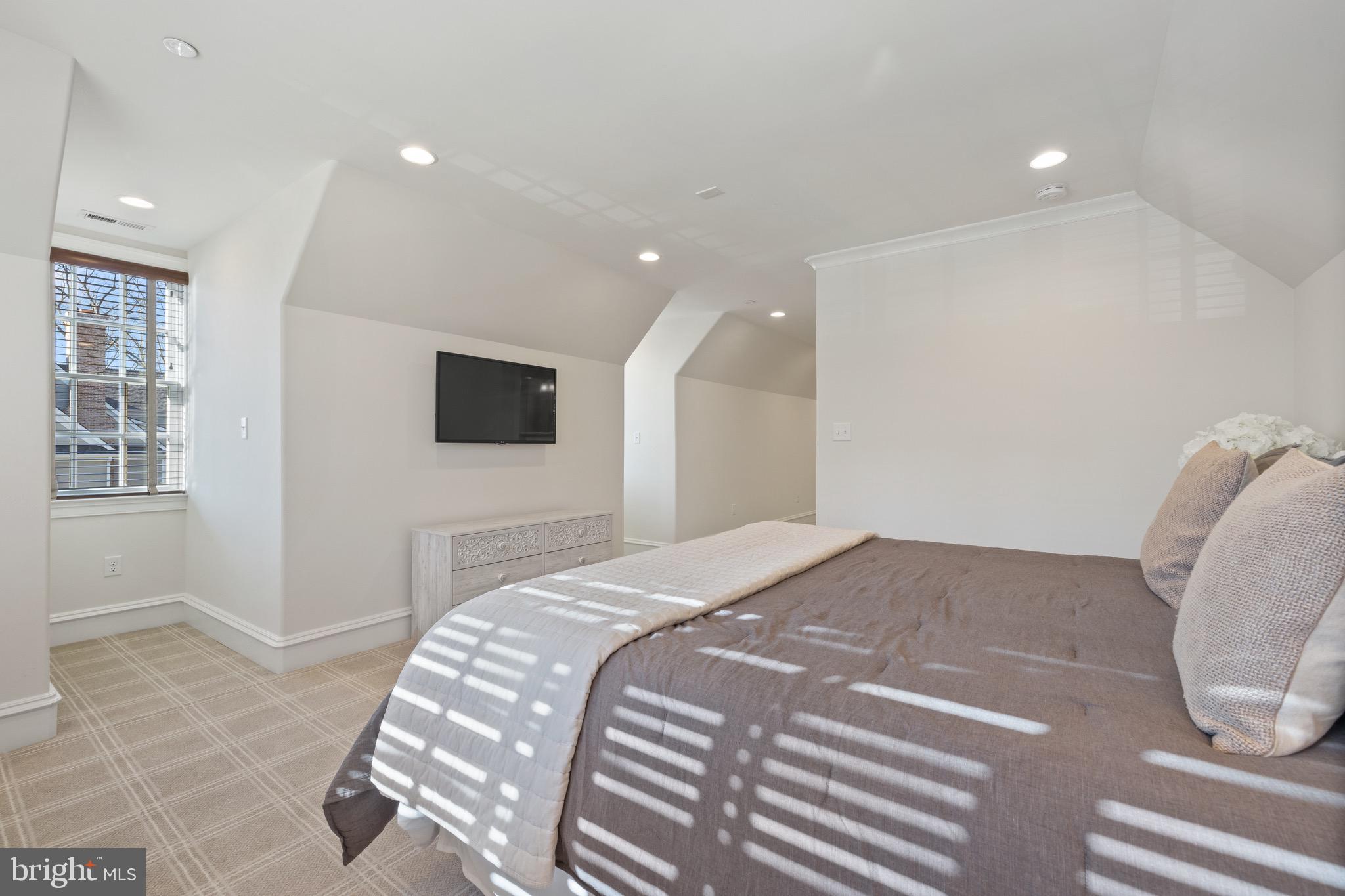 HAMPTON PARK - Residential