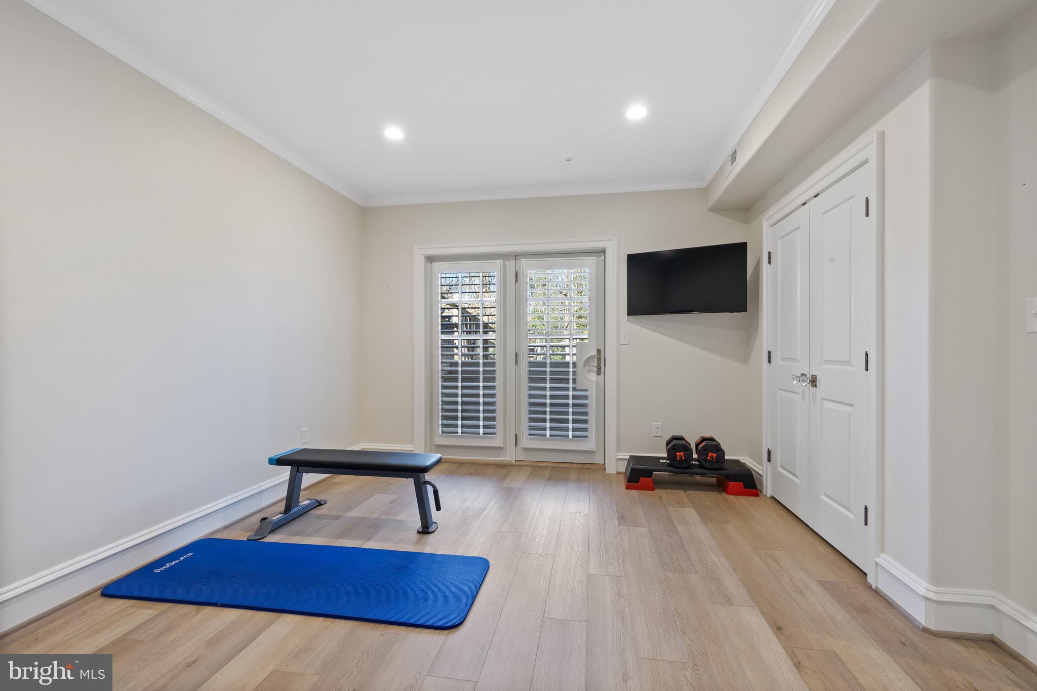 HAMPTON PARK - Residential