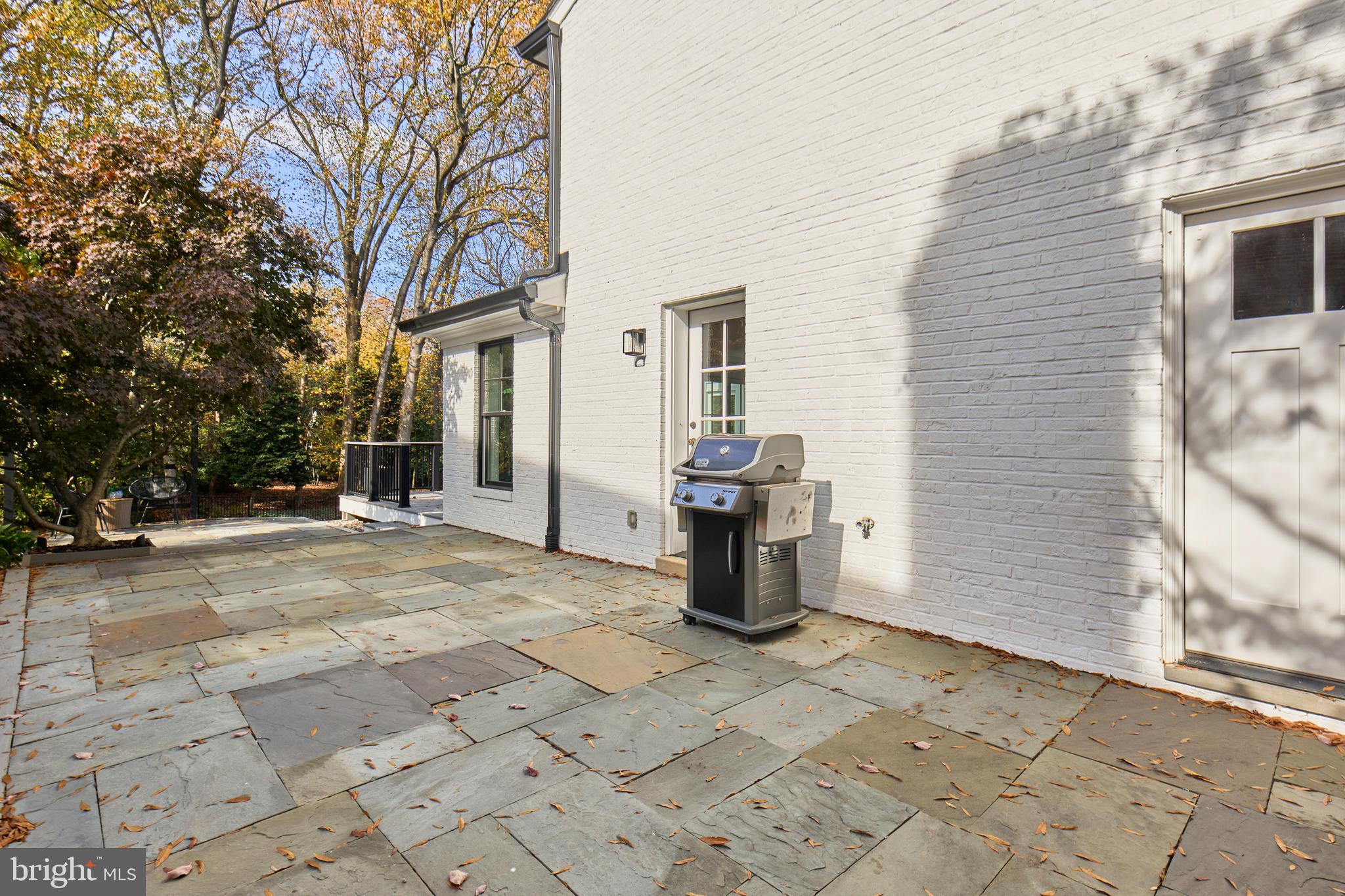 CHESTERBROOK WOODS - Residential