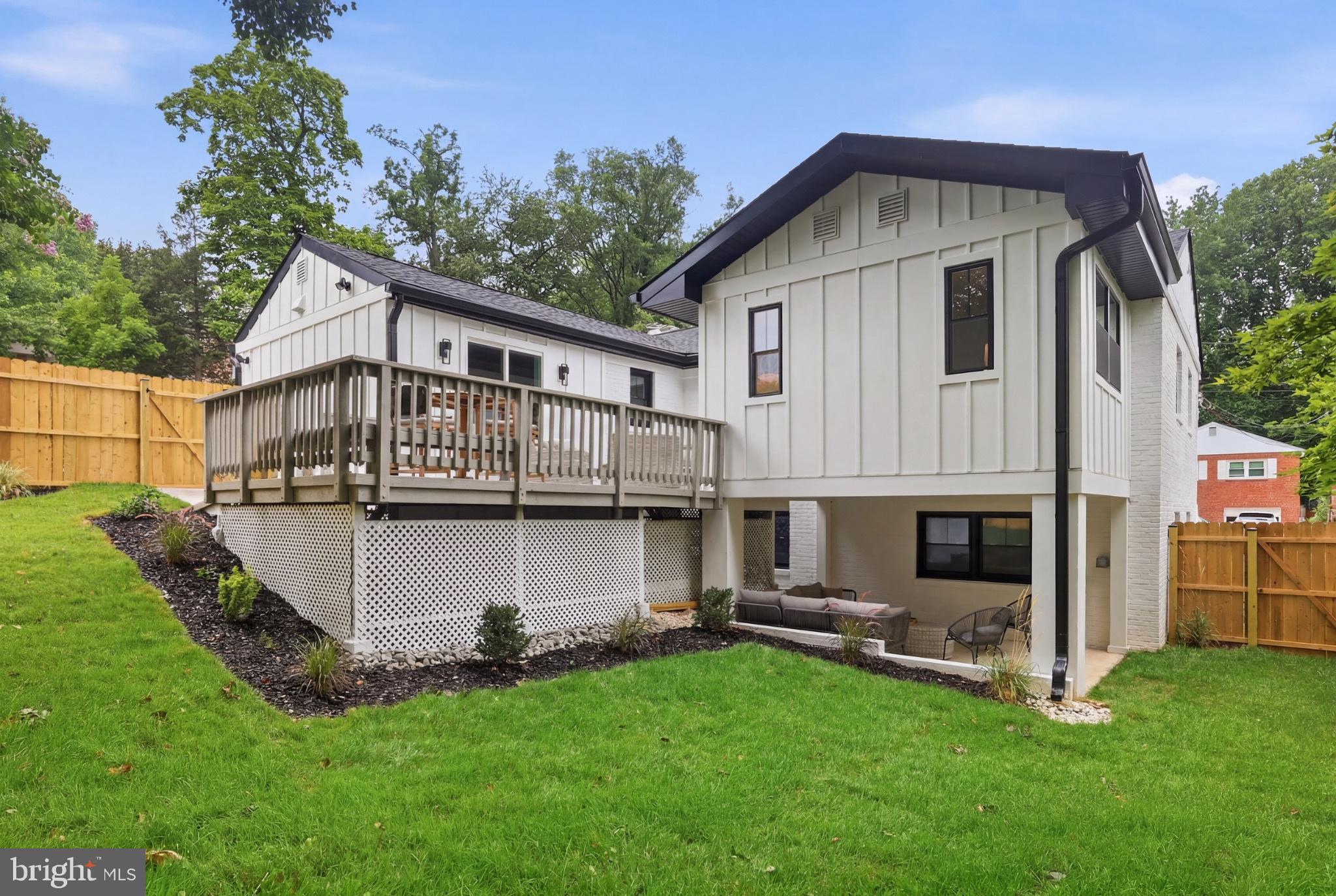 BOULEVARD MANOR - Residential