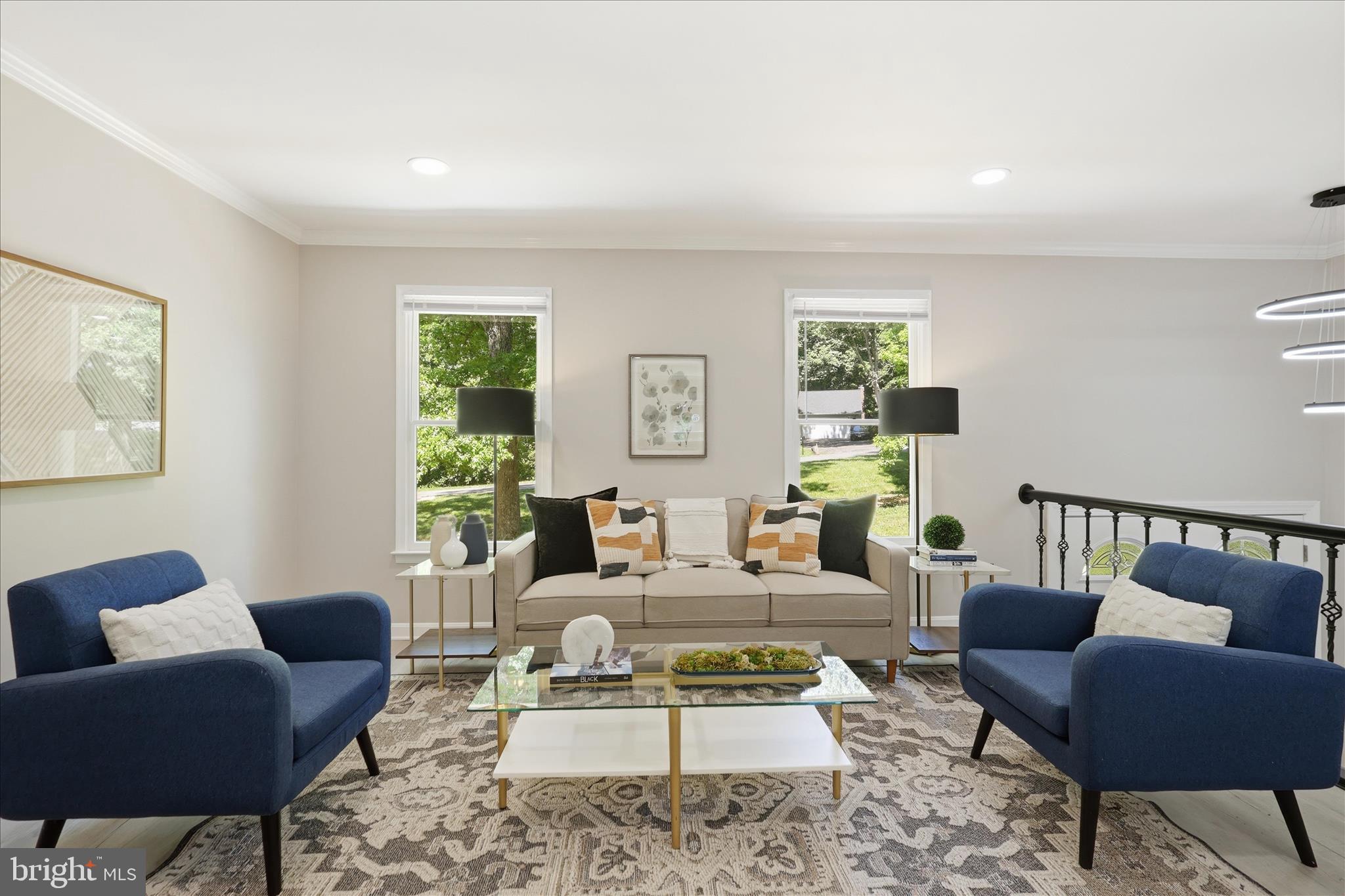 AVON CREST - Residential