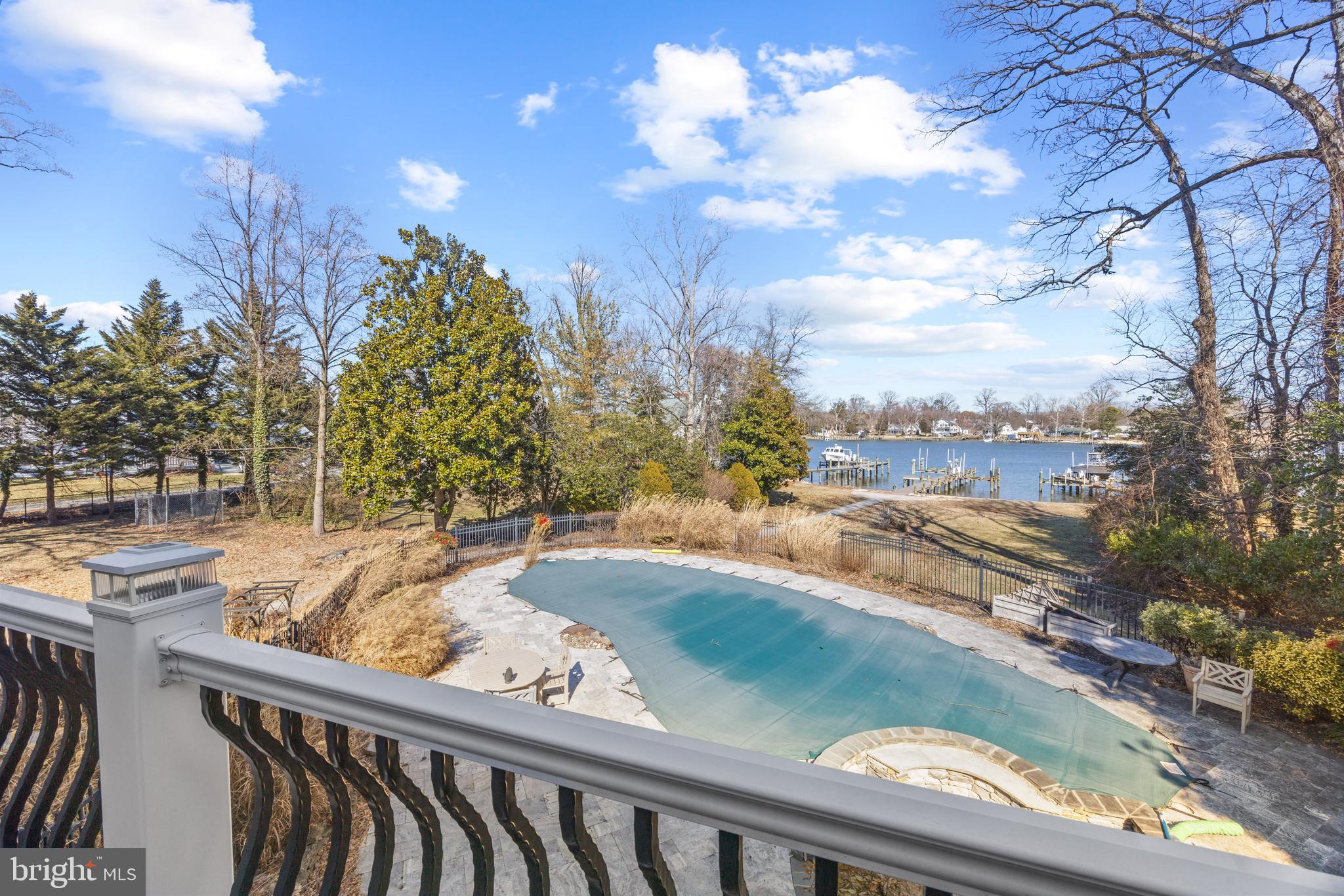 NORTH SHORE - Residential