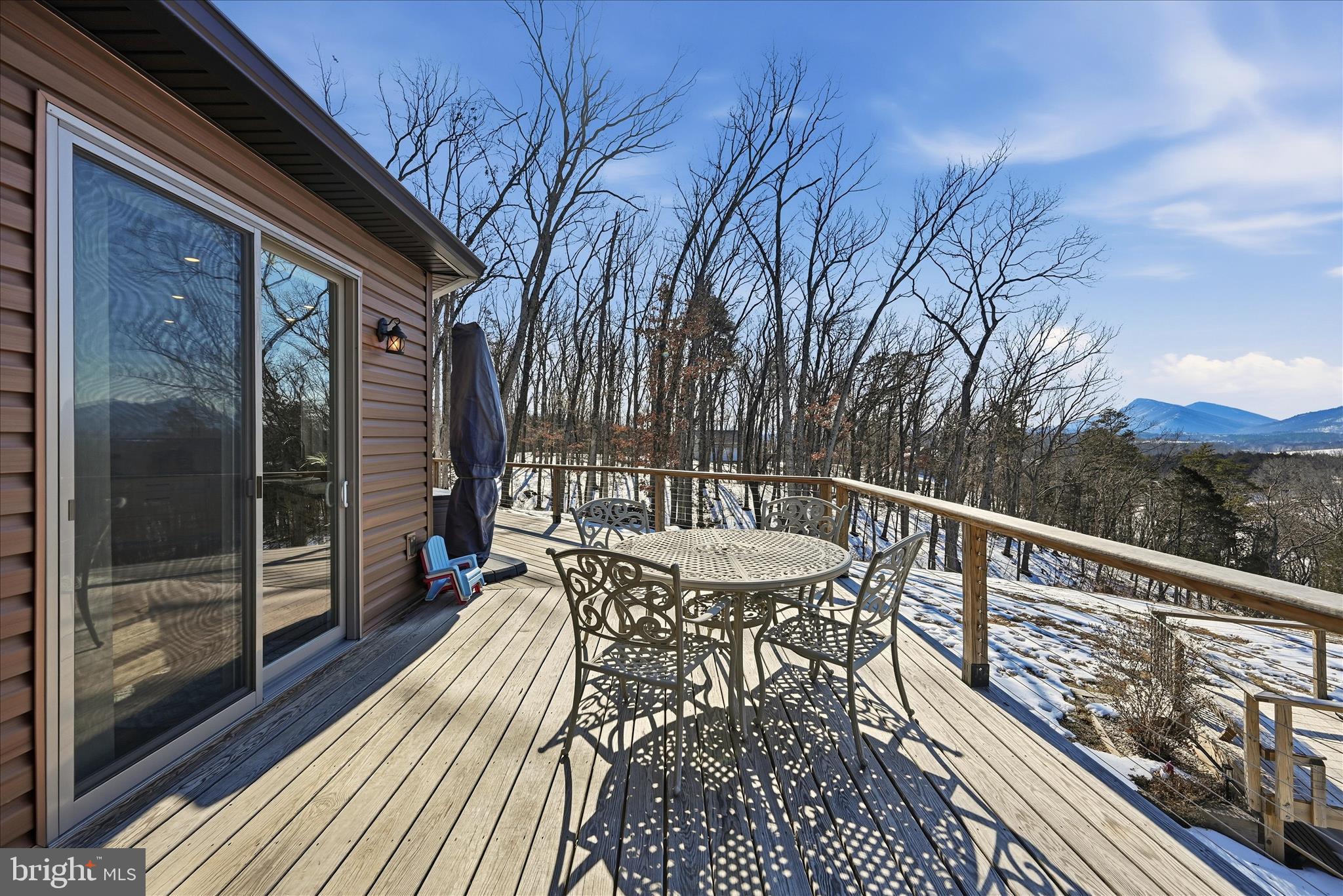 ESTATES AT LAKE JOHN - Residential