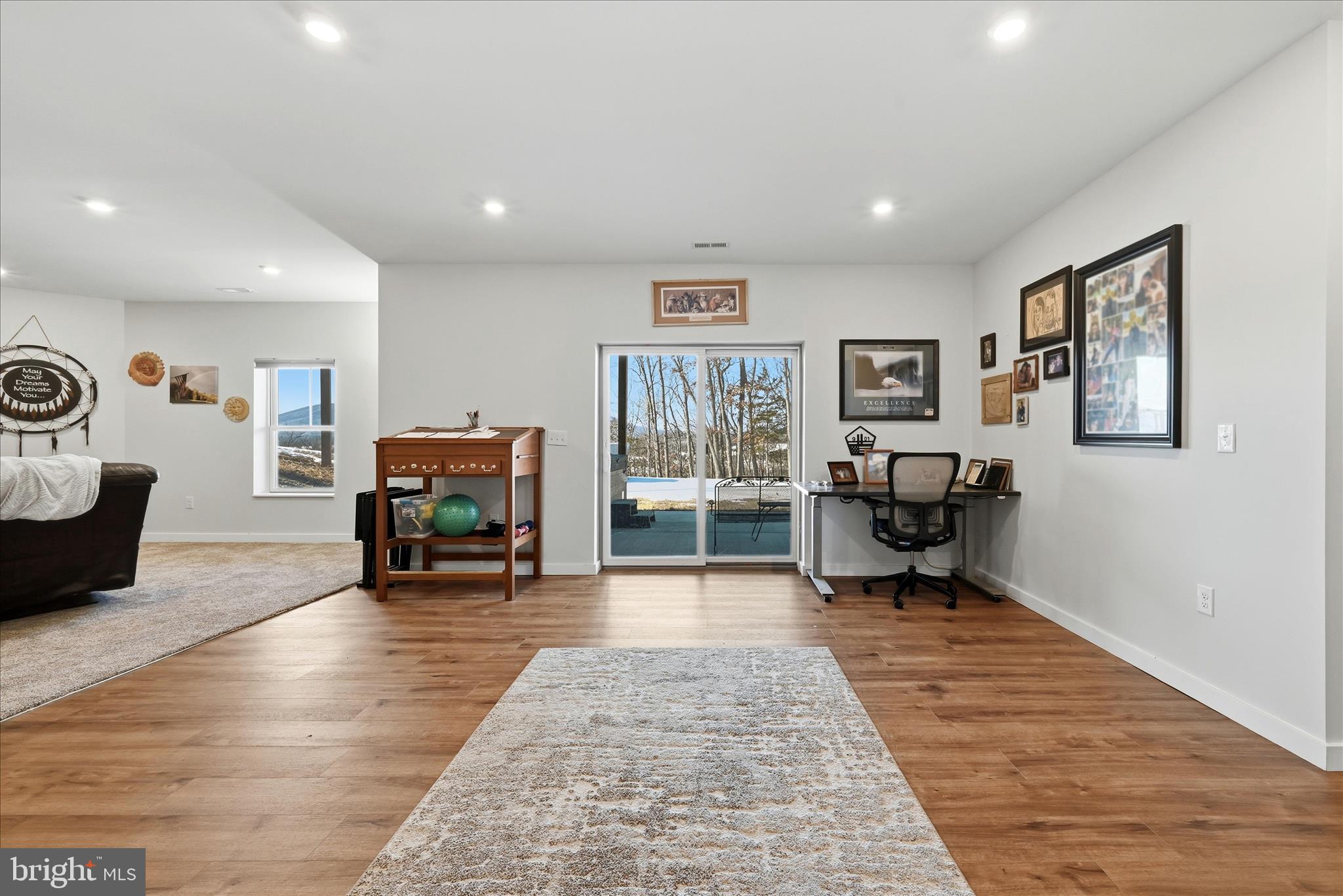 ESTATES AT LAKE JOHN - Residential
