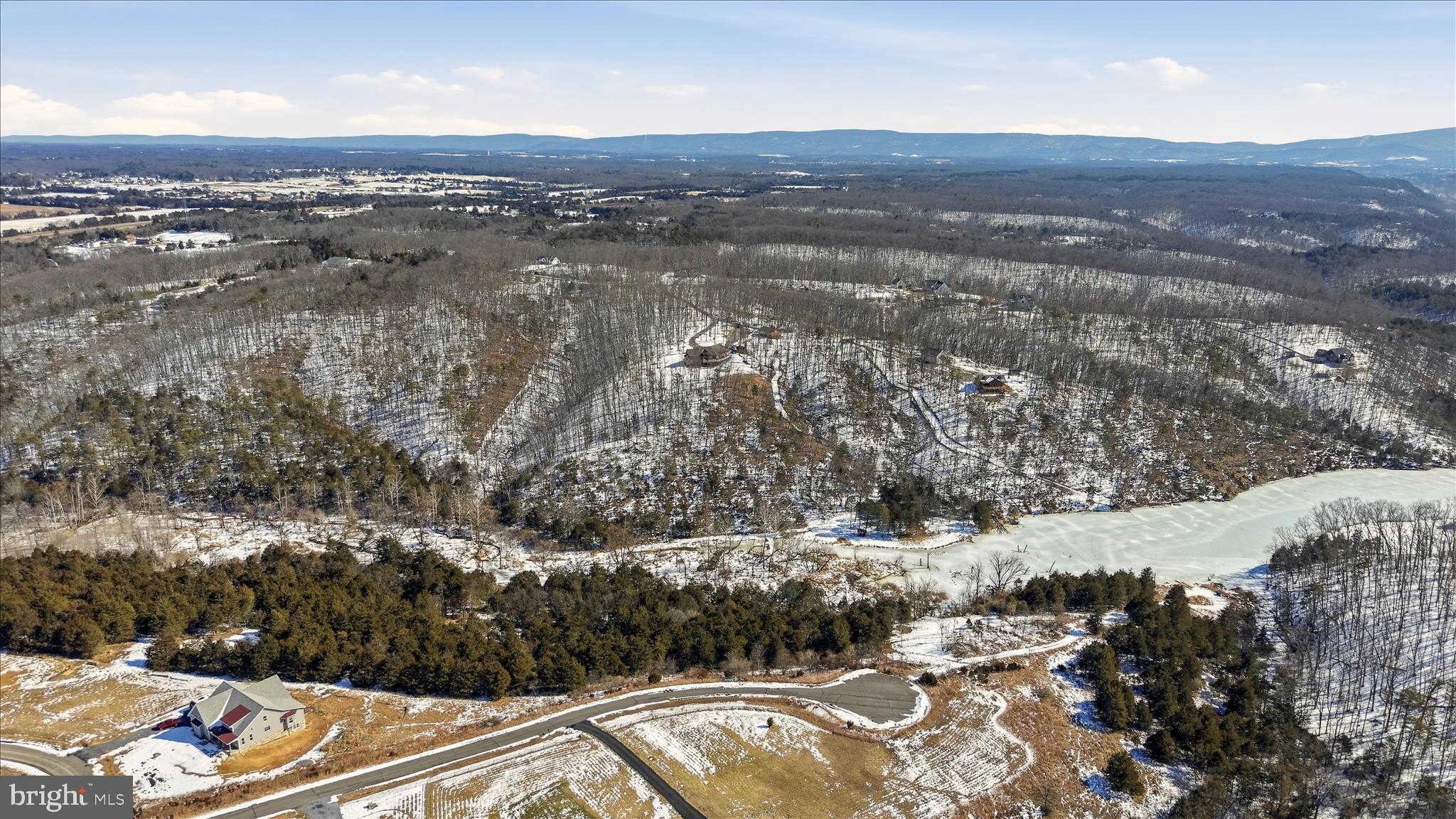 ESTATES AT LAKE JOHN - Residential