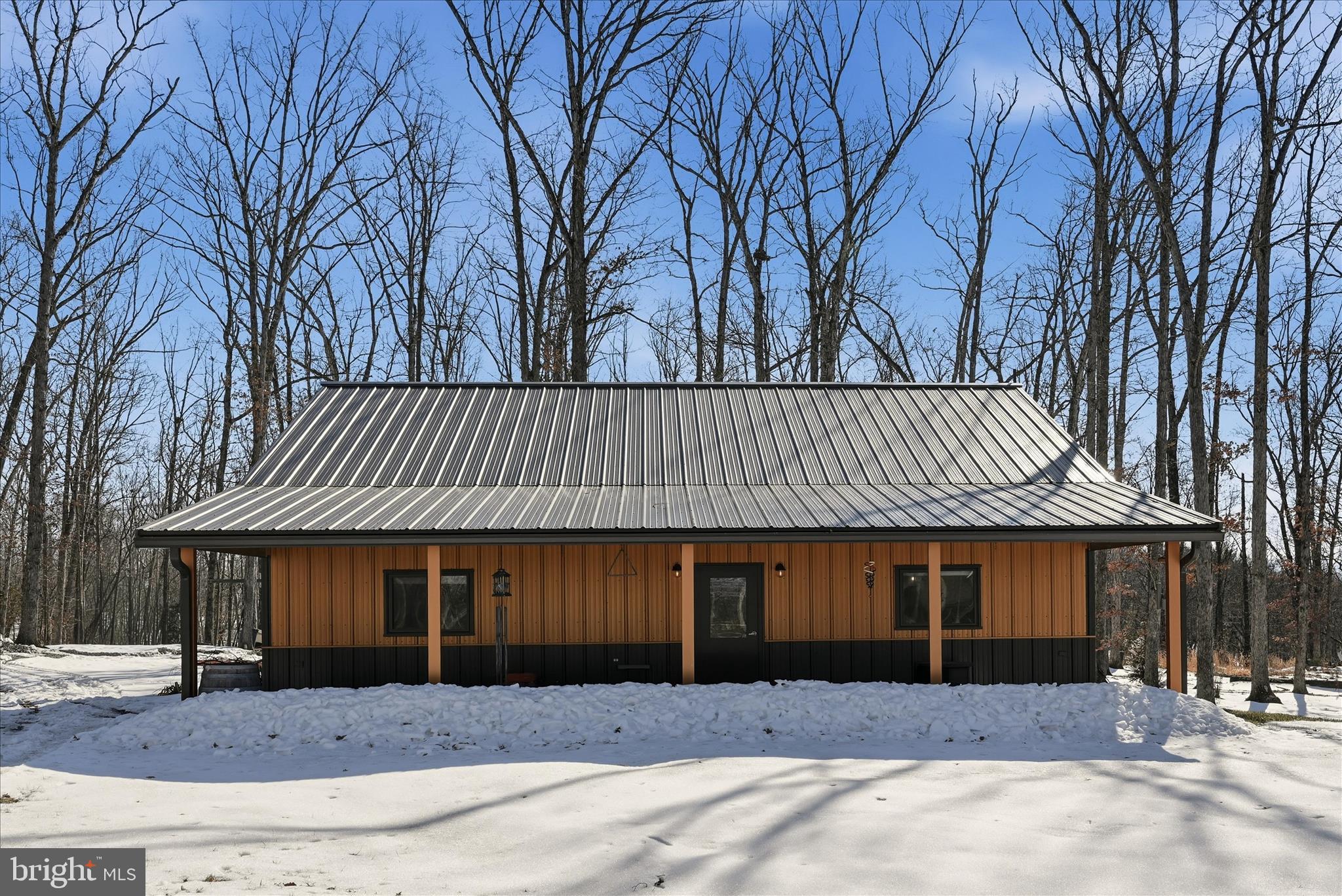 ESTATES AT LAKE JOHN - Residential